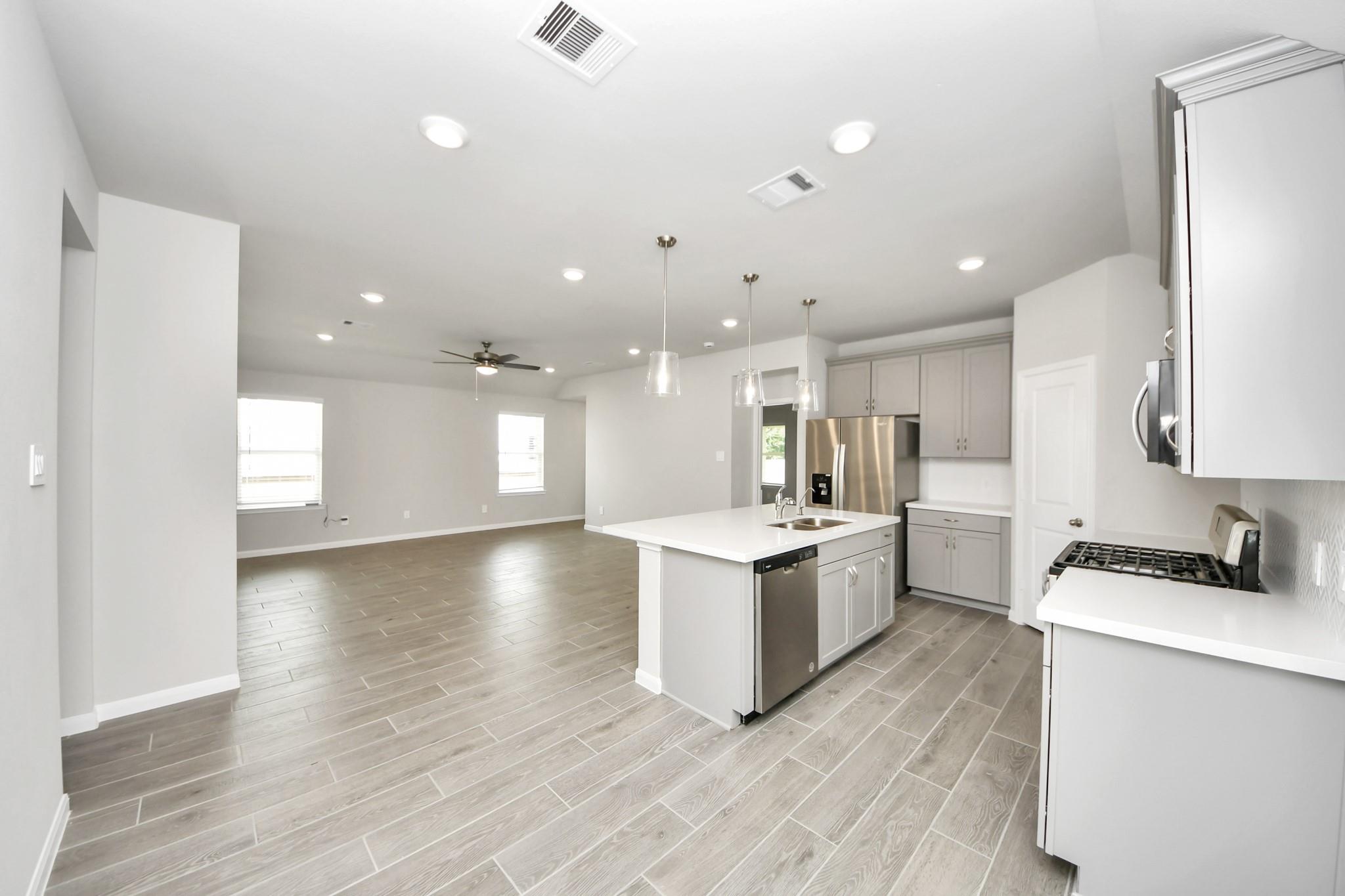 19564 Stripe Hill Bend