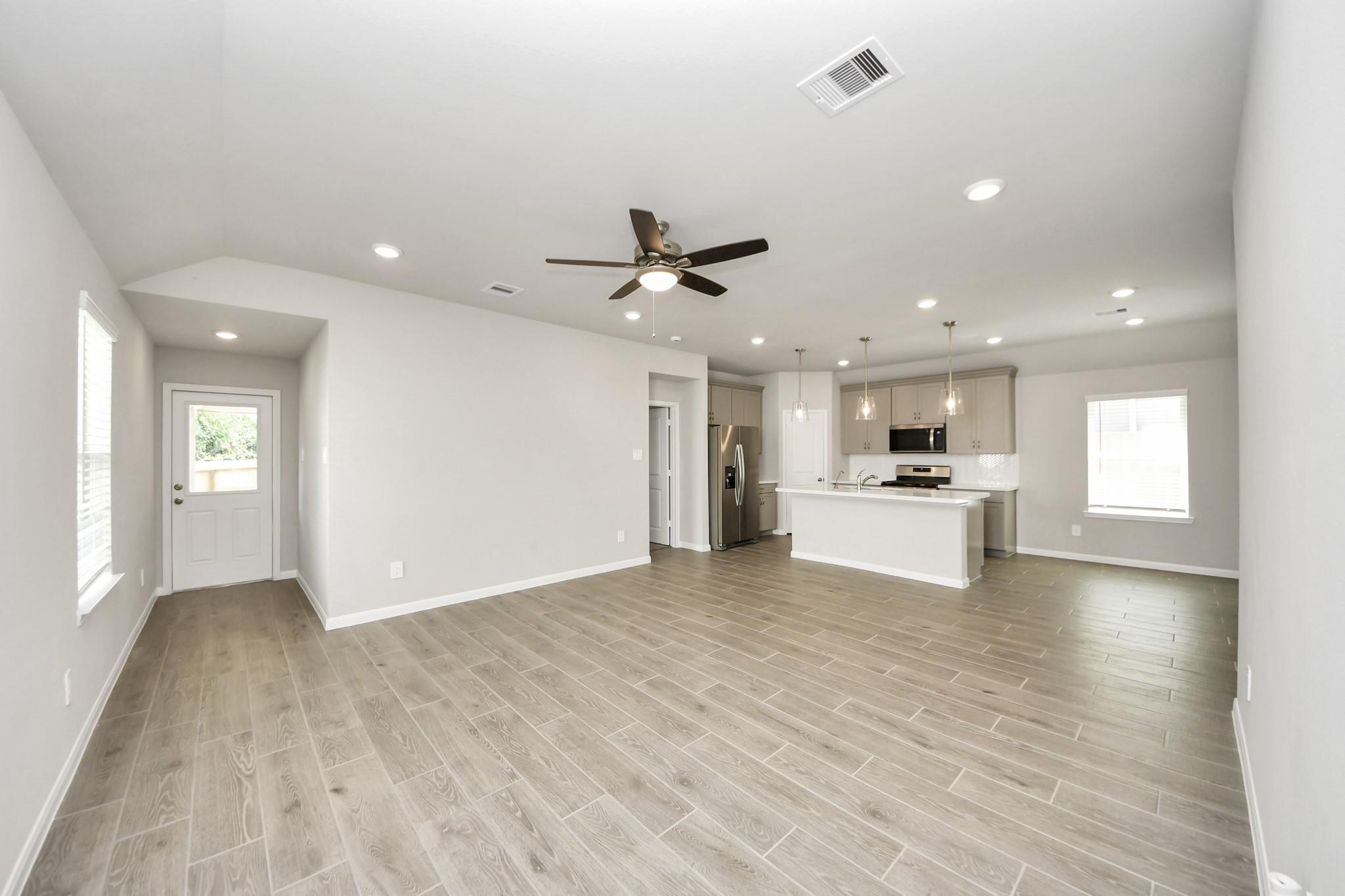 19564 Stripe Hill Bend