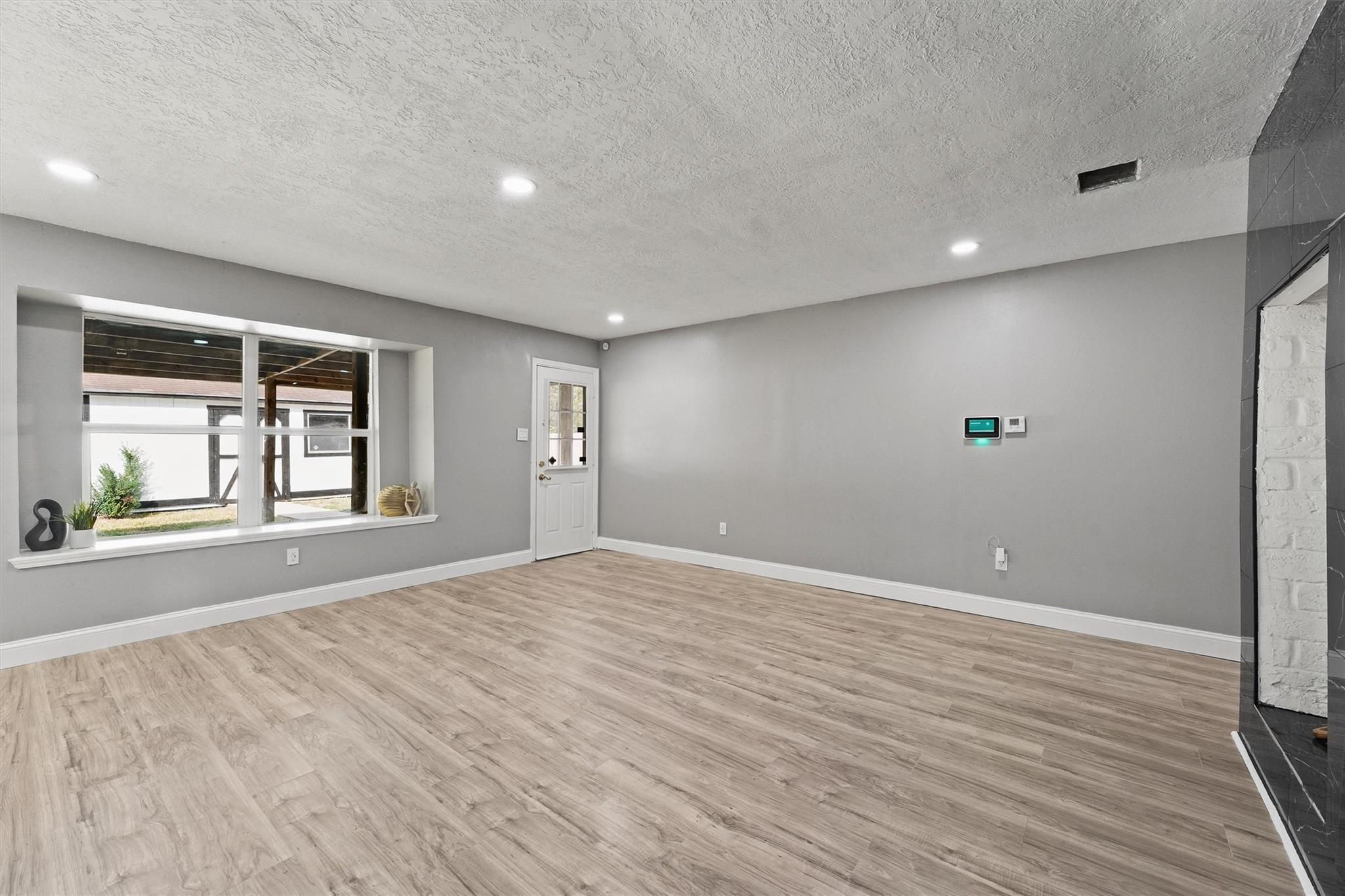 6618 Castleview Lane