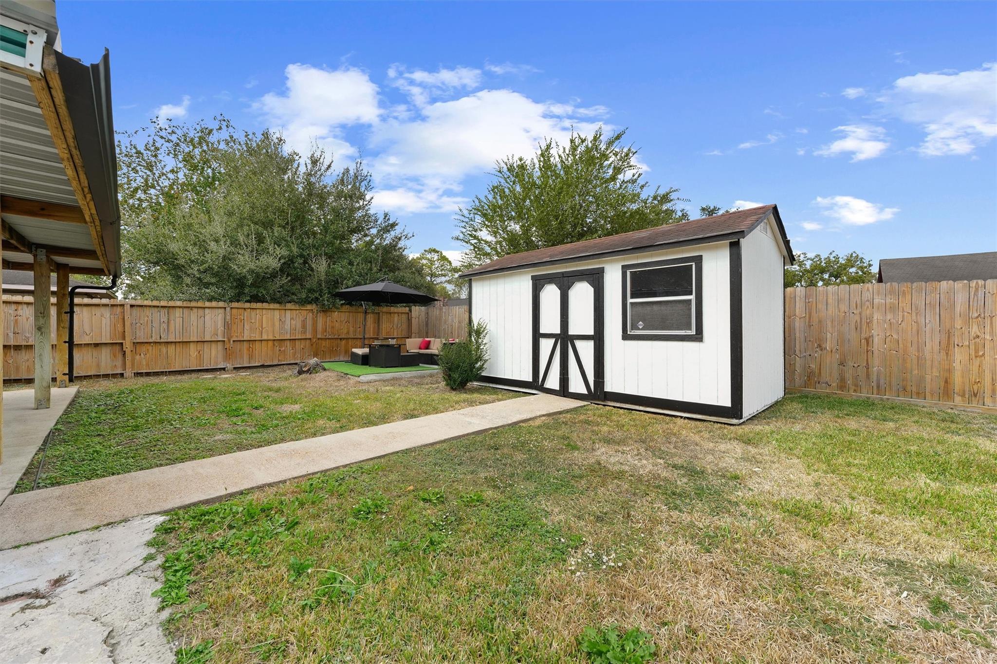 6618 Castleview Lane