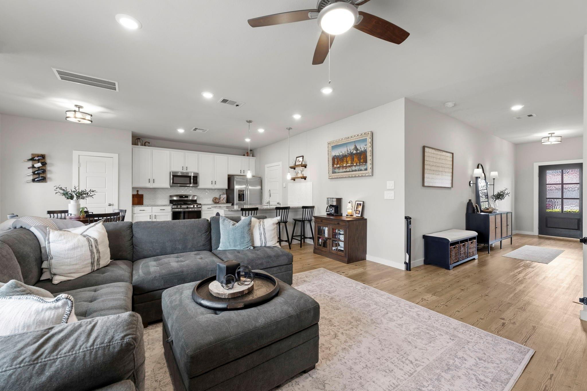 17696 Tree Of Heaven