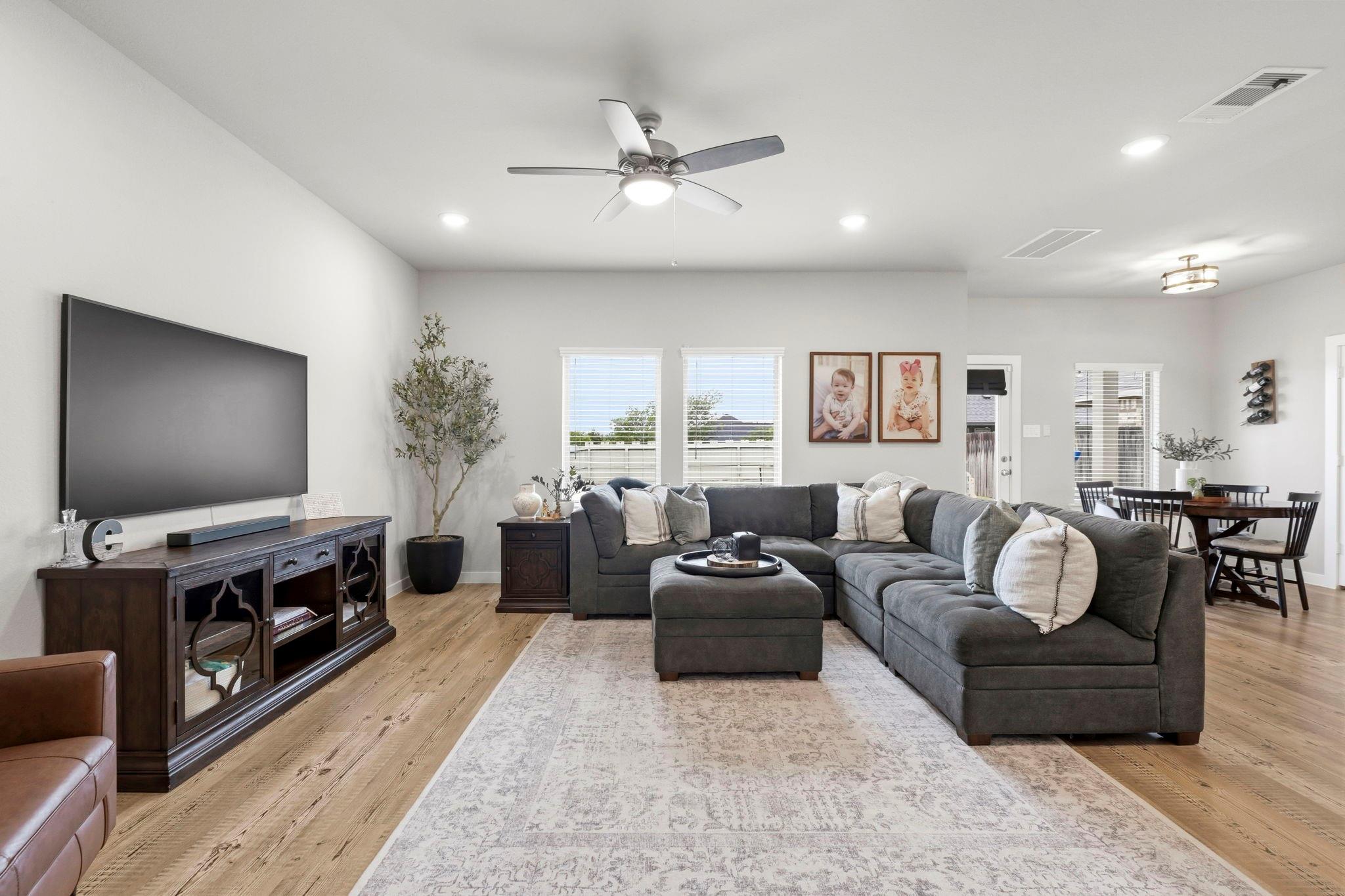 17696 Tree Of Heaven