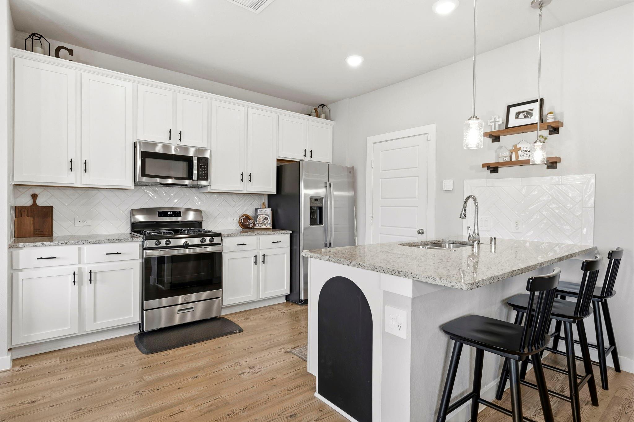 17696 Tree Of Heaven