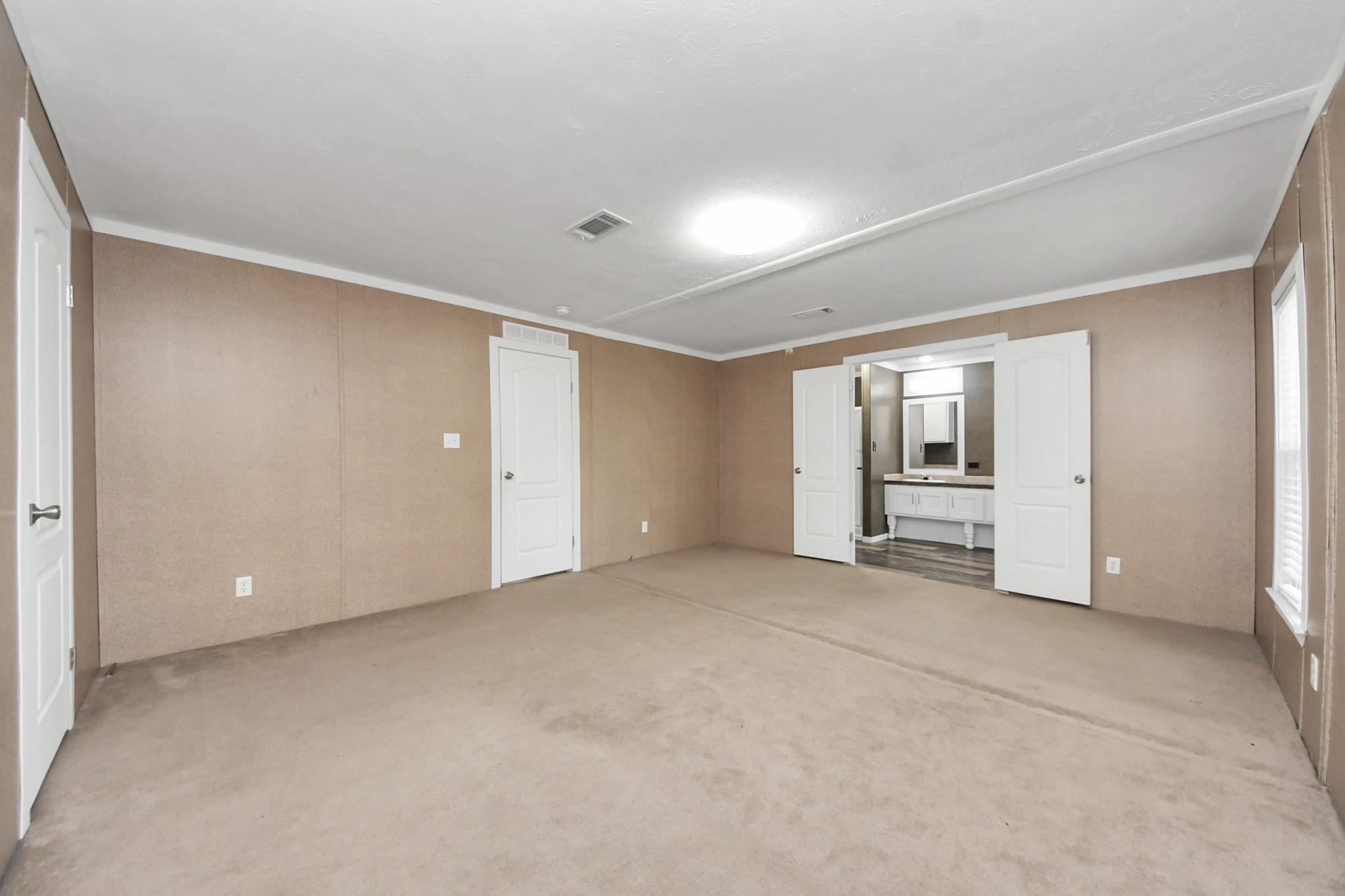 764 Road 3371a, Cleveland