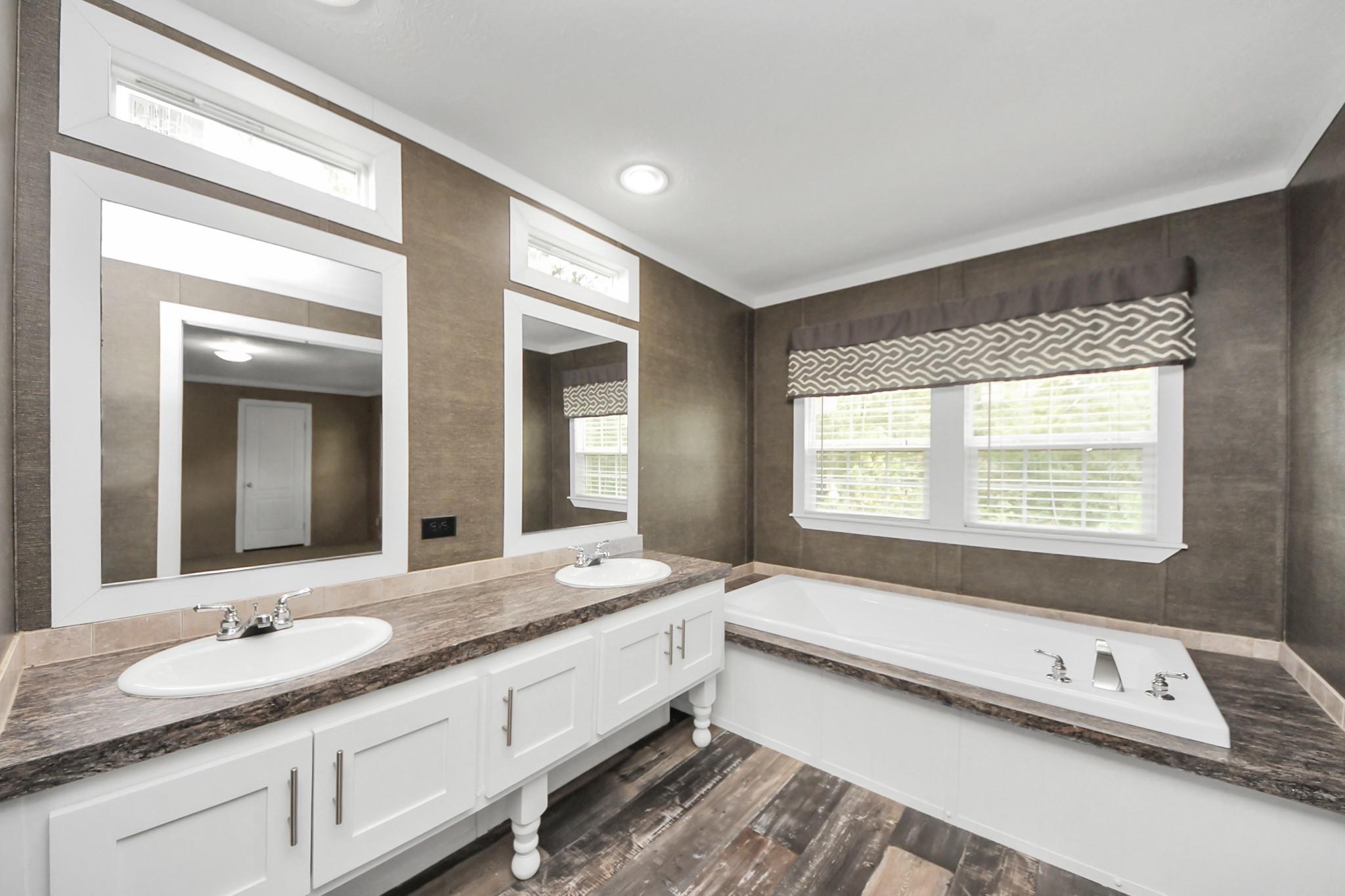 764 Road 3371a, Cleveland