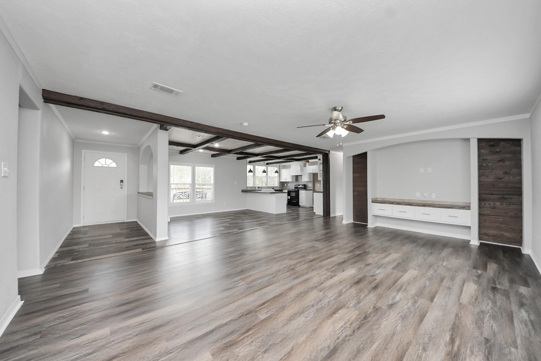 764 Road 3371a, Cleveland