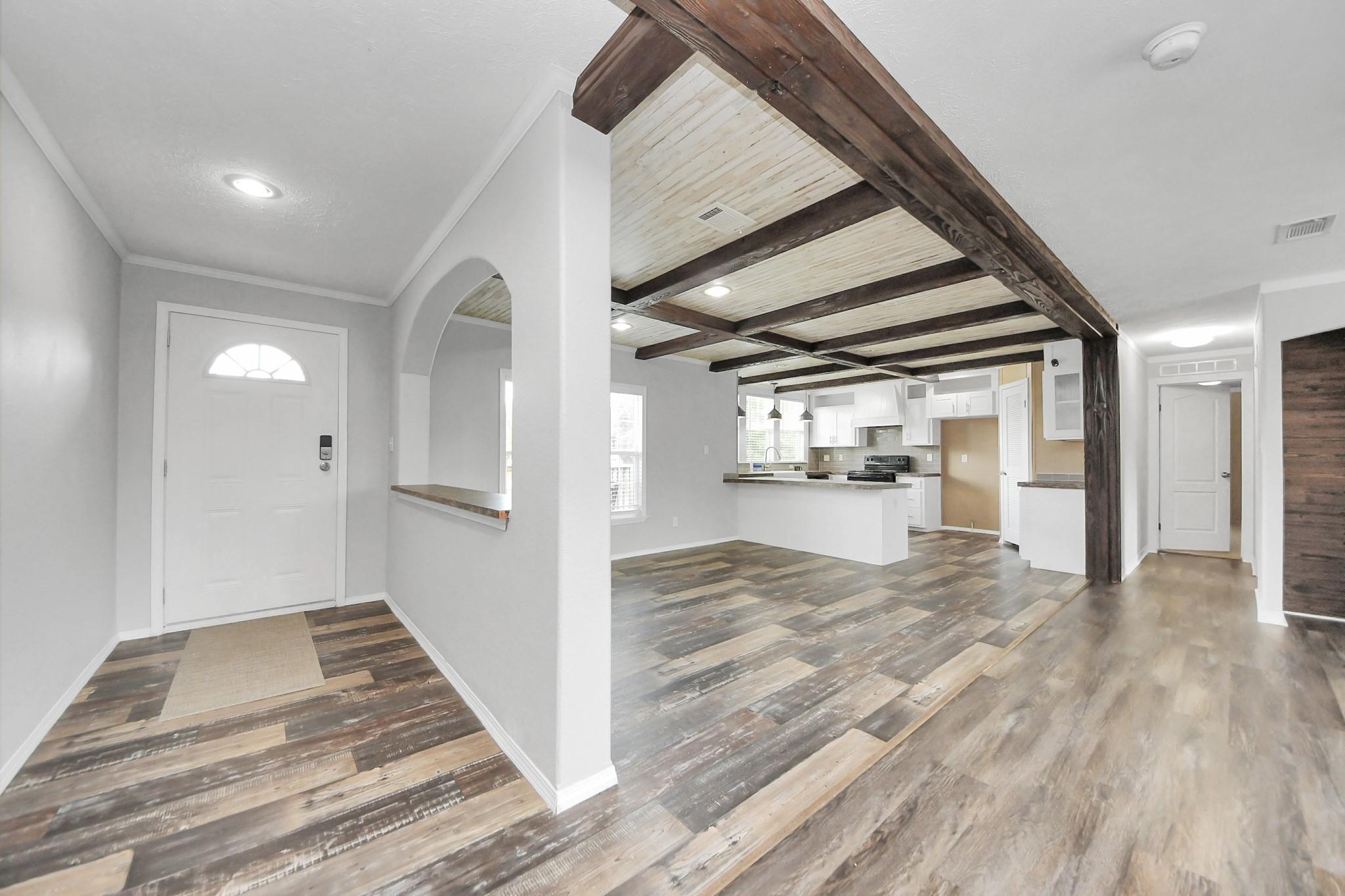 764 Road 3371a, Cleveland