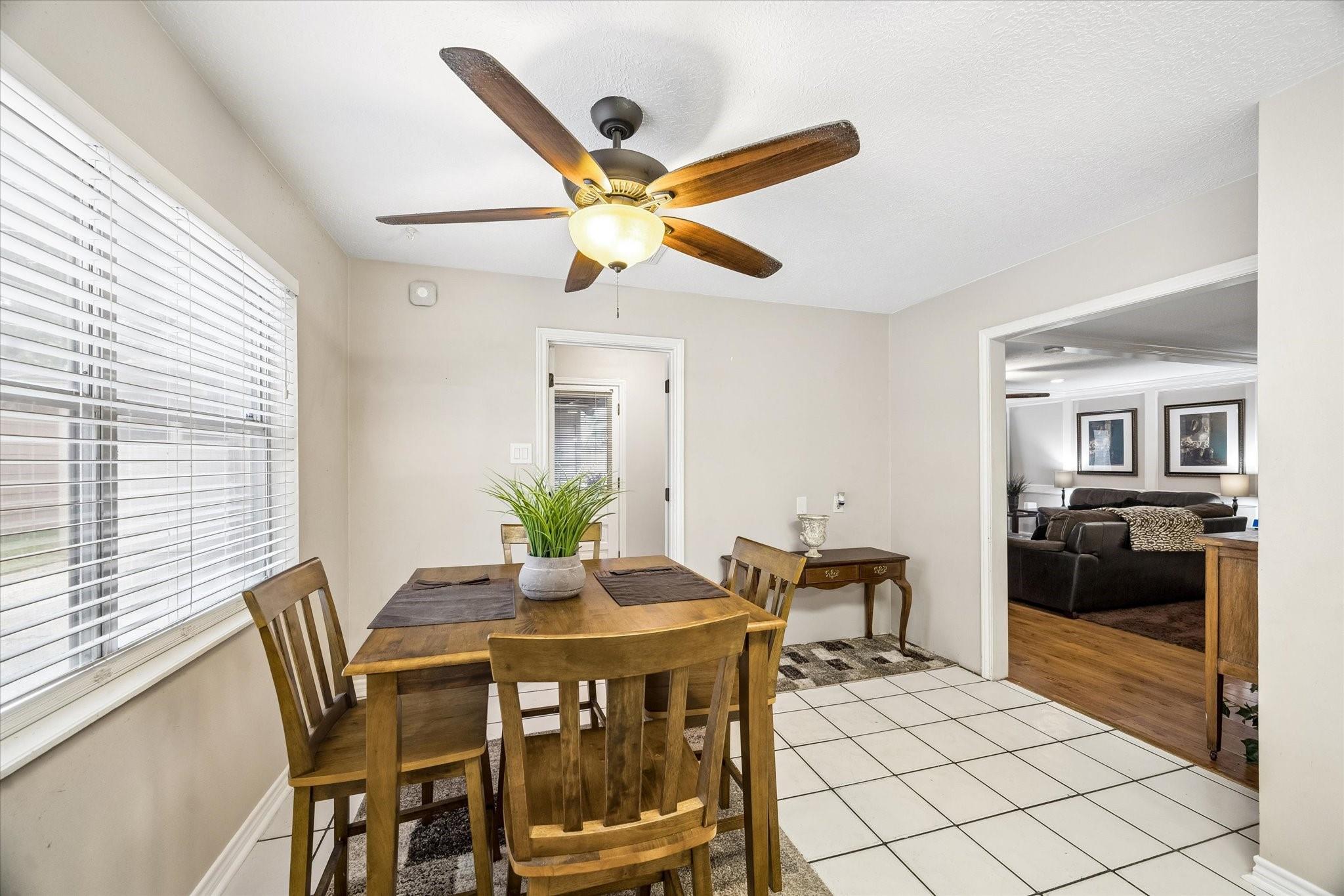 14615 Oak Bluff Court