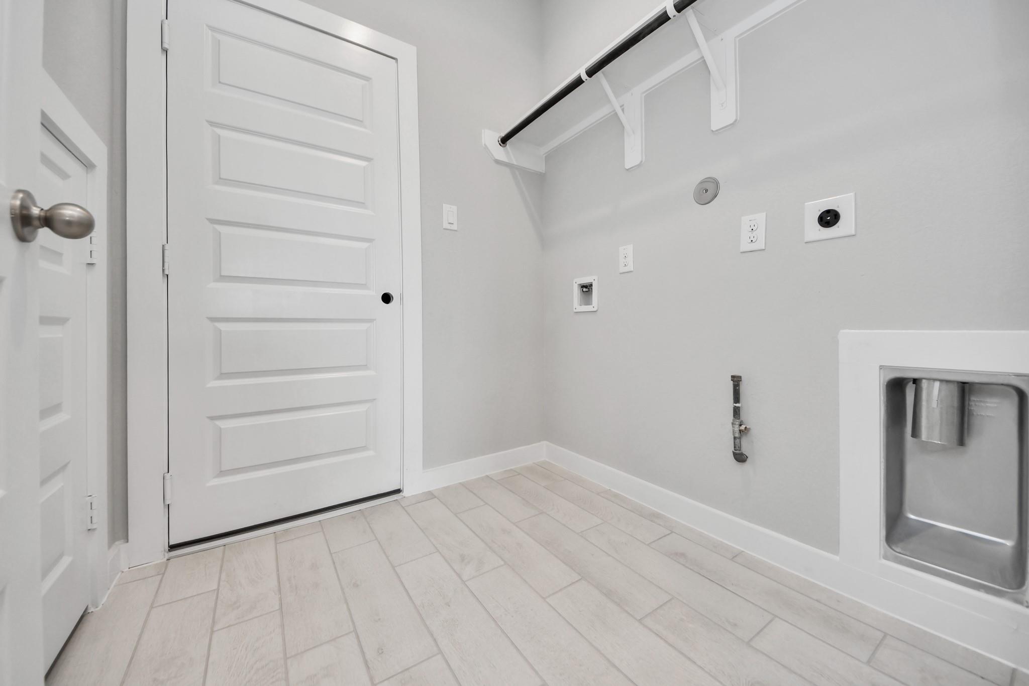 11707 Leafy Laurel Drive