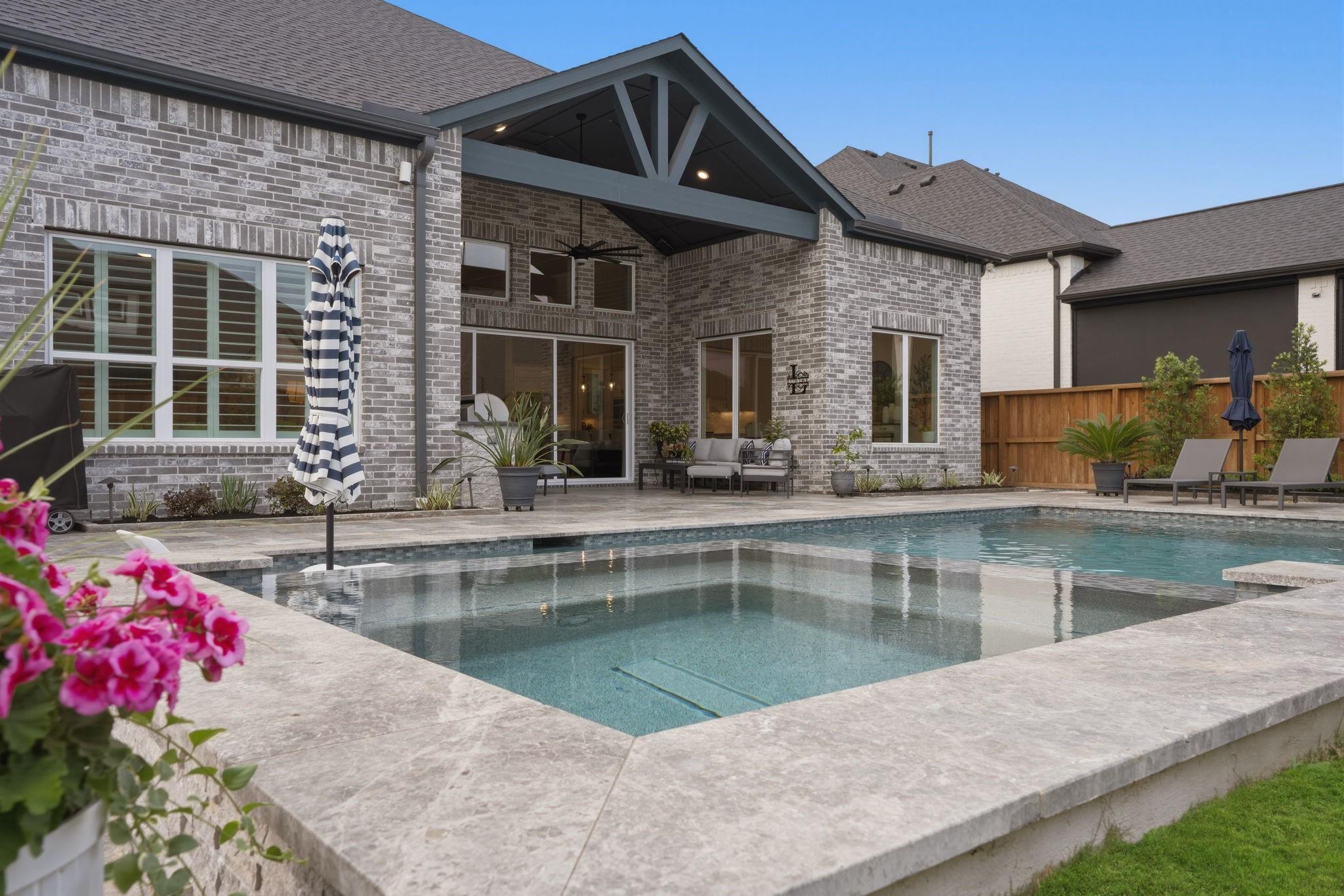 4708 Lorelai Lane