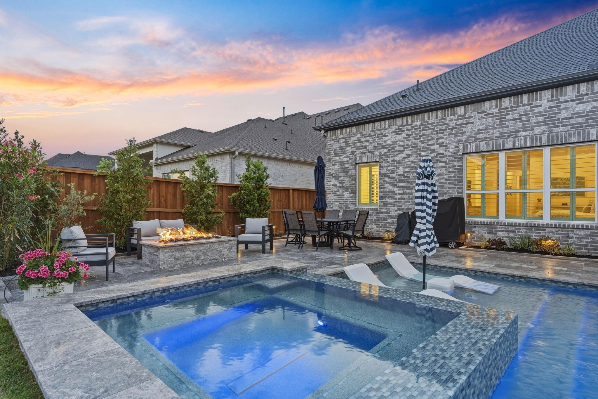 4708 Lorelai Lane