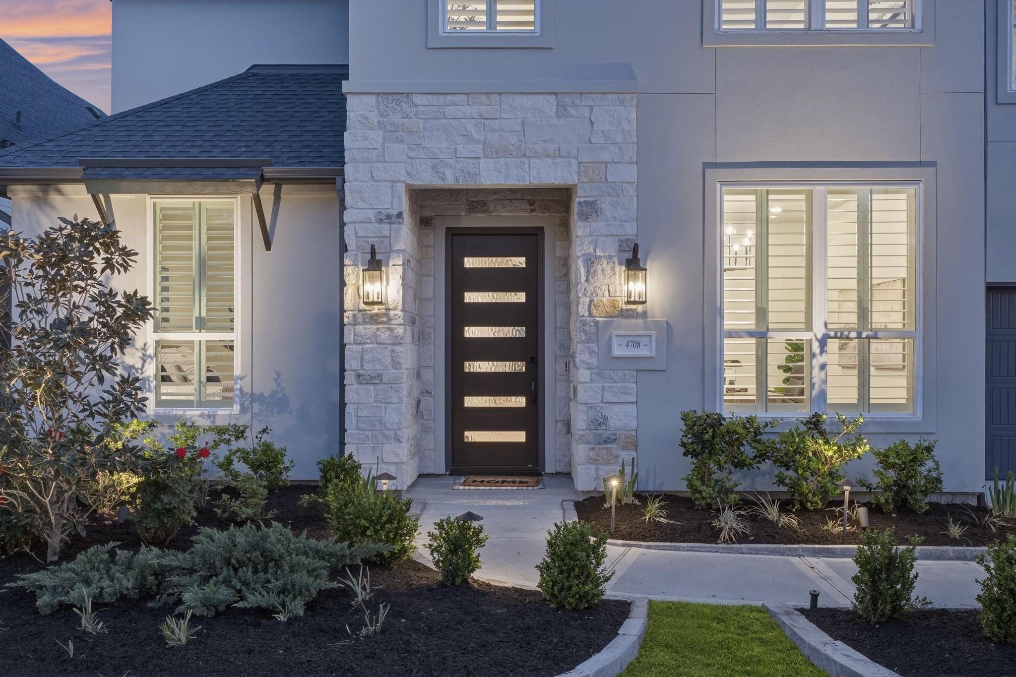4708 Lorelai Lane