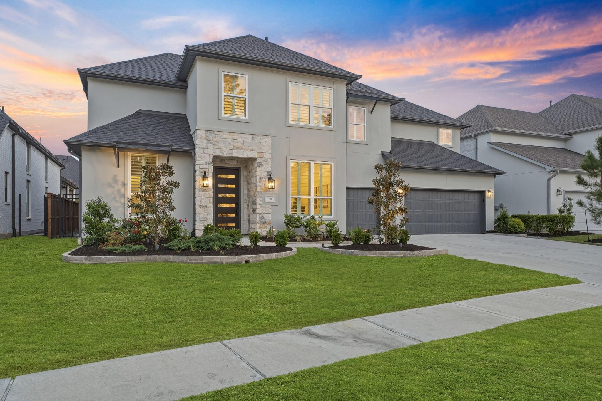 4708 Lorelai Lane