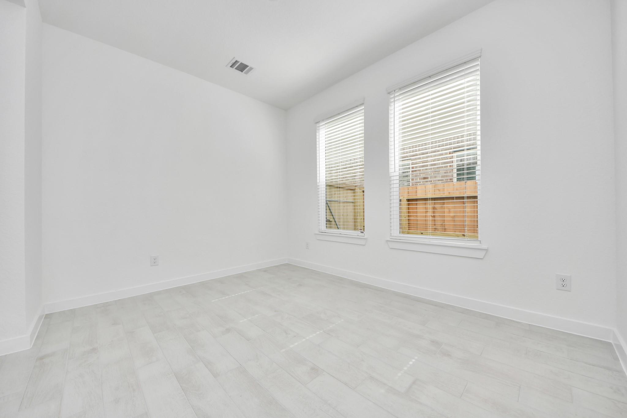 3057 Spoolwood Trail