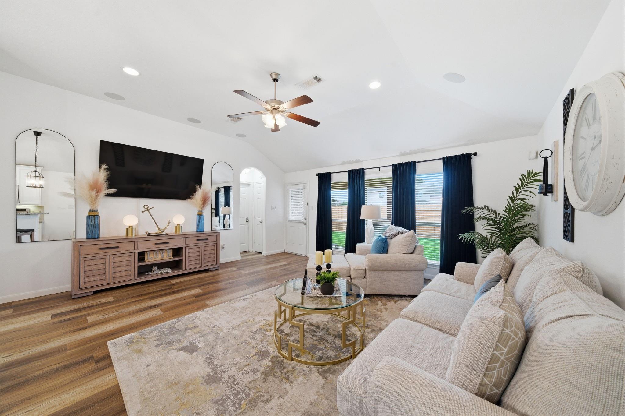 2120 Llerena Lane
