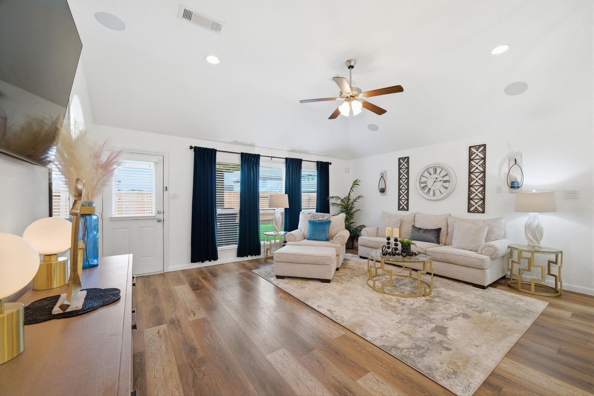 2120 Llerena Lane