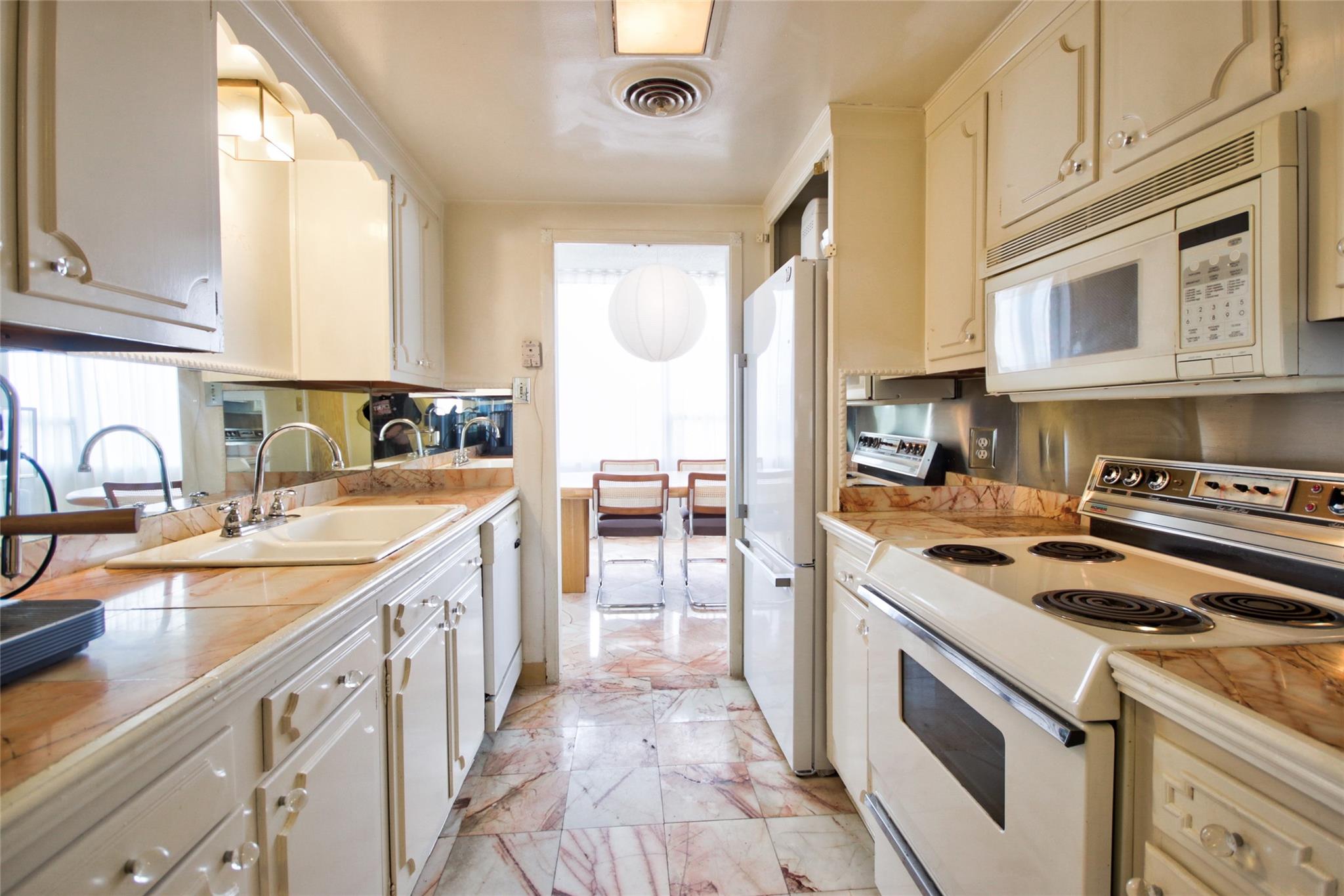 2701 Westheimer Road # 7H