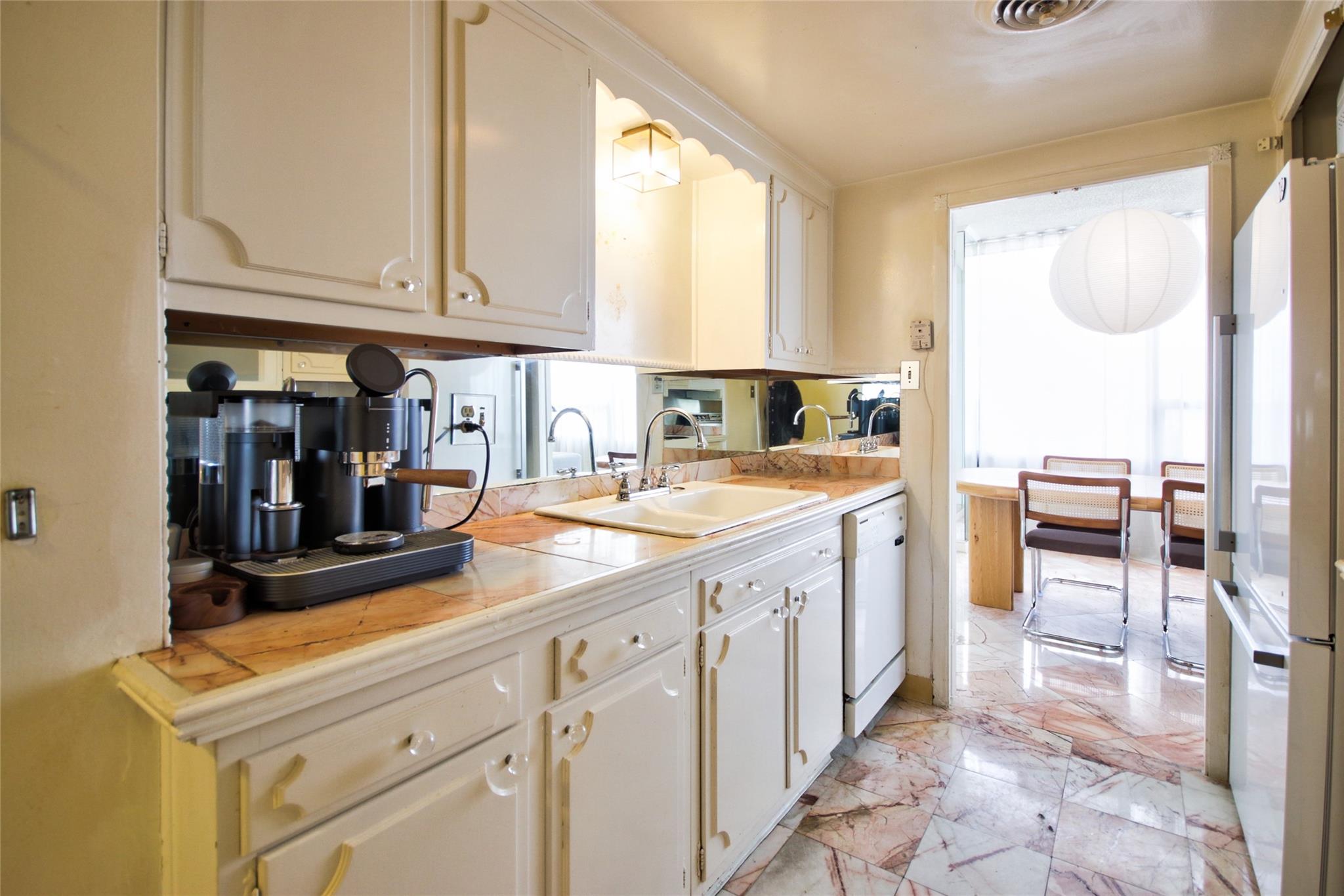 2701 Westheimer Road # 7H