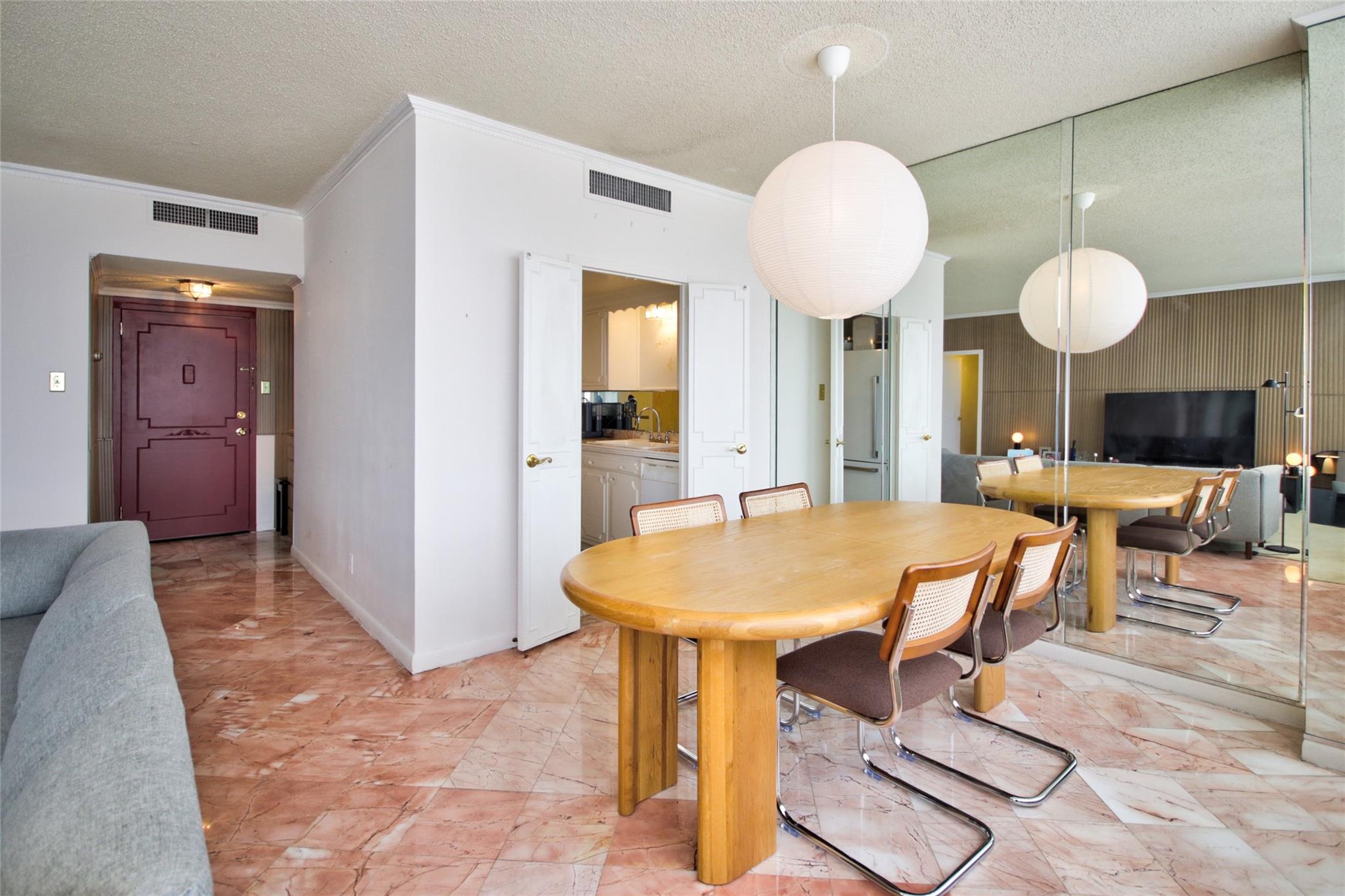 2701 Westheimer Road # 7H