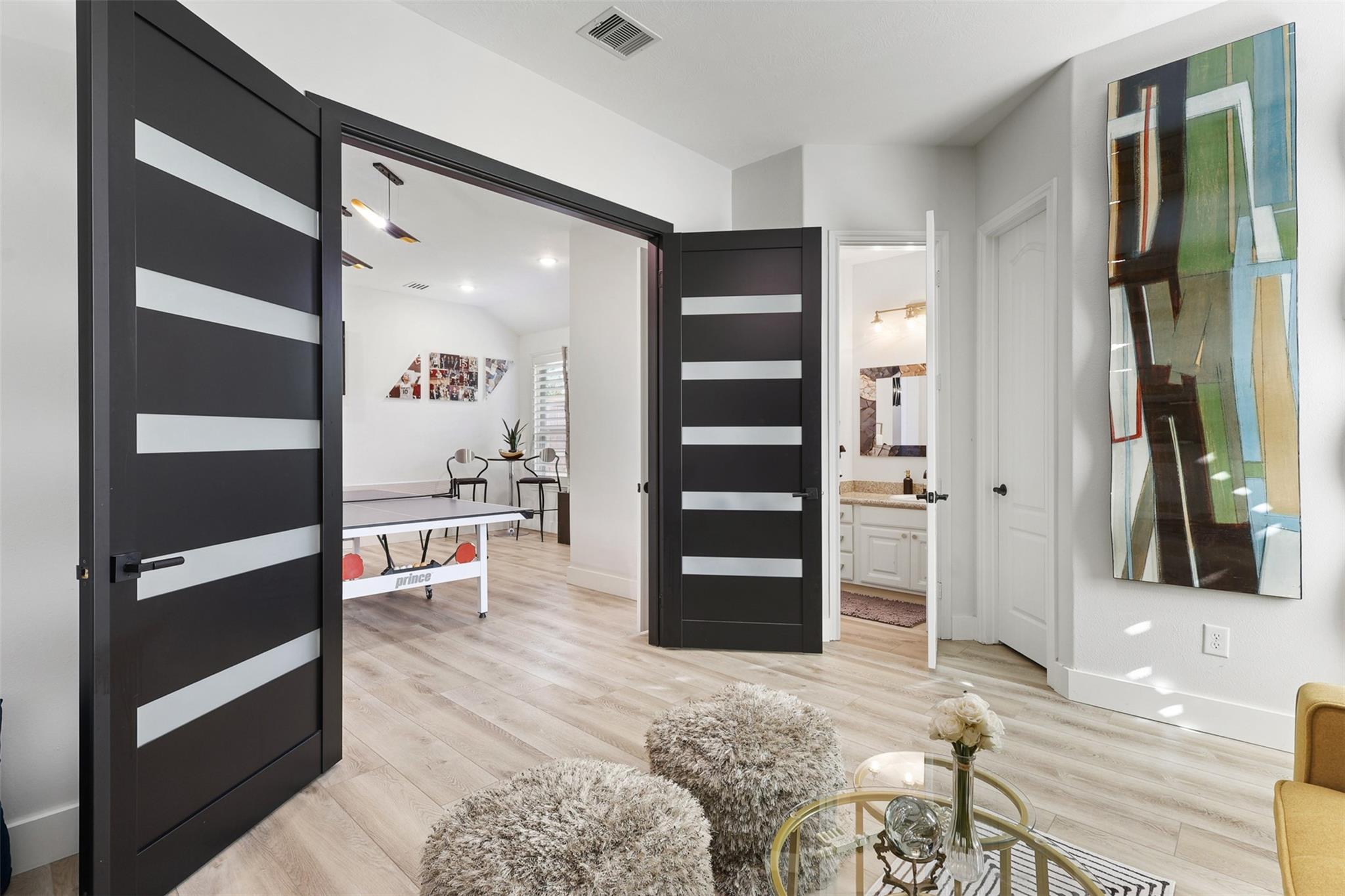17707 Country Cove