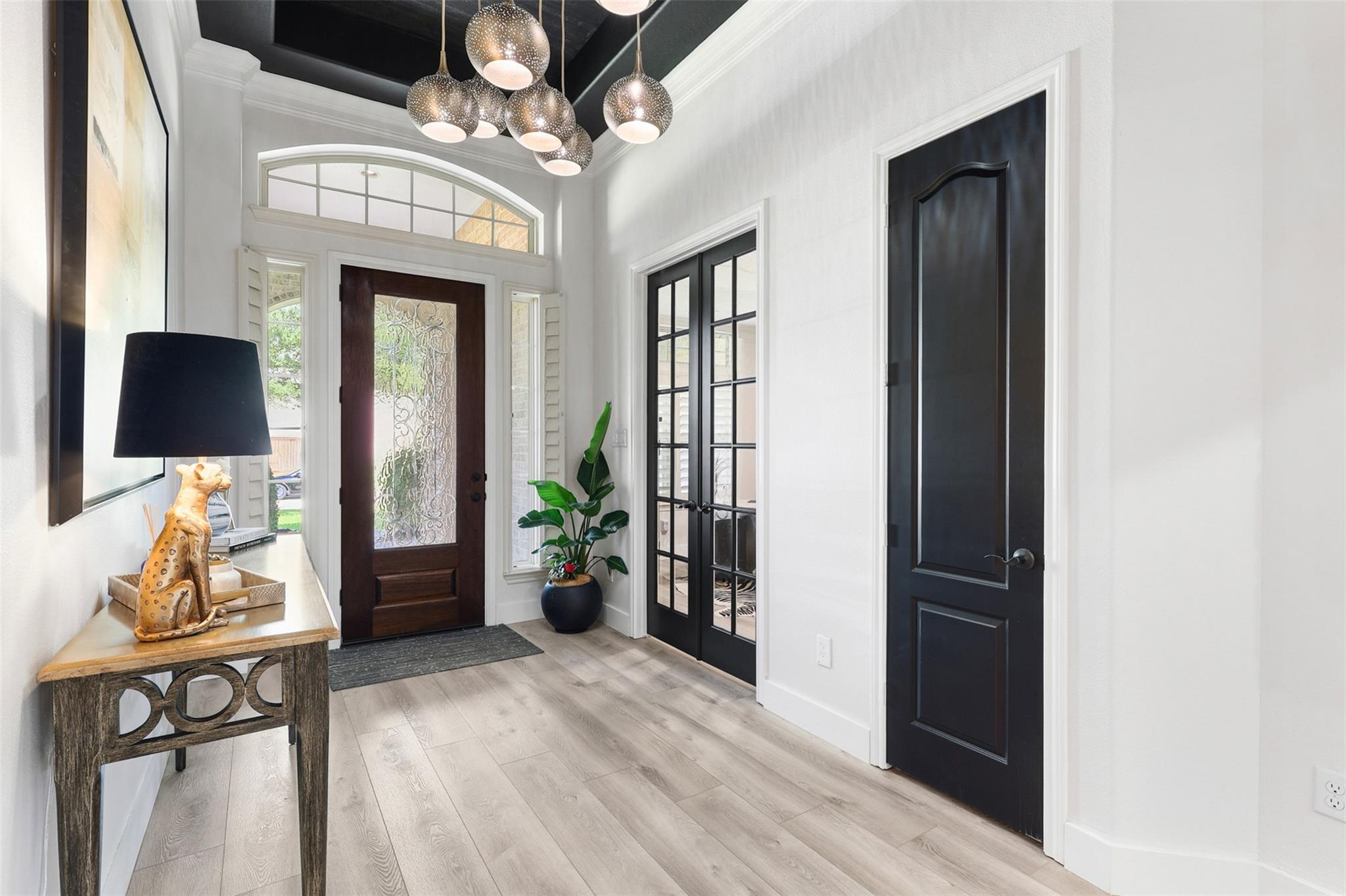 17707 Country Cove