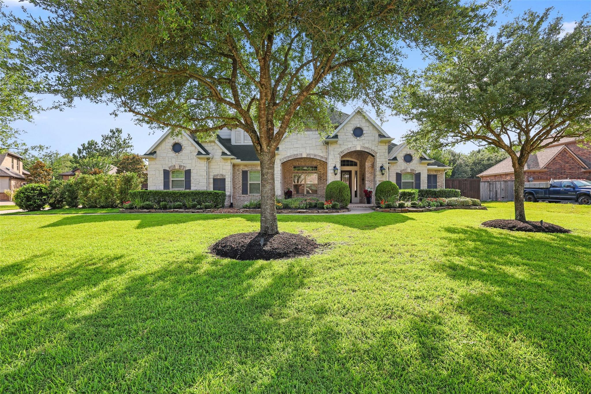 17707 Country Cove