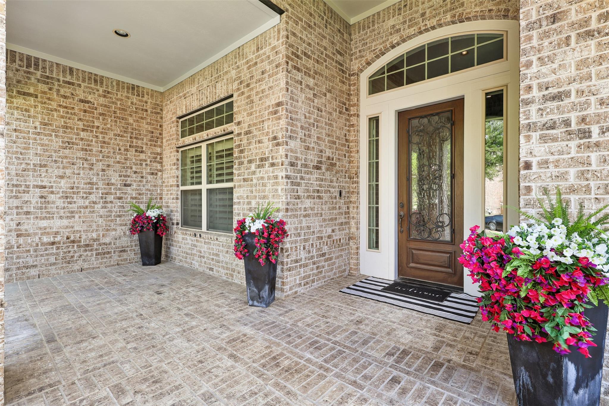 17707 Country Cove