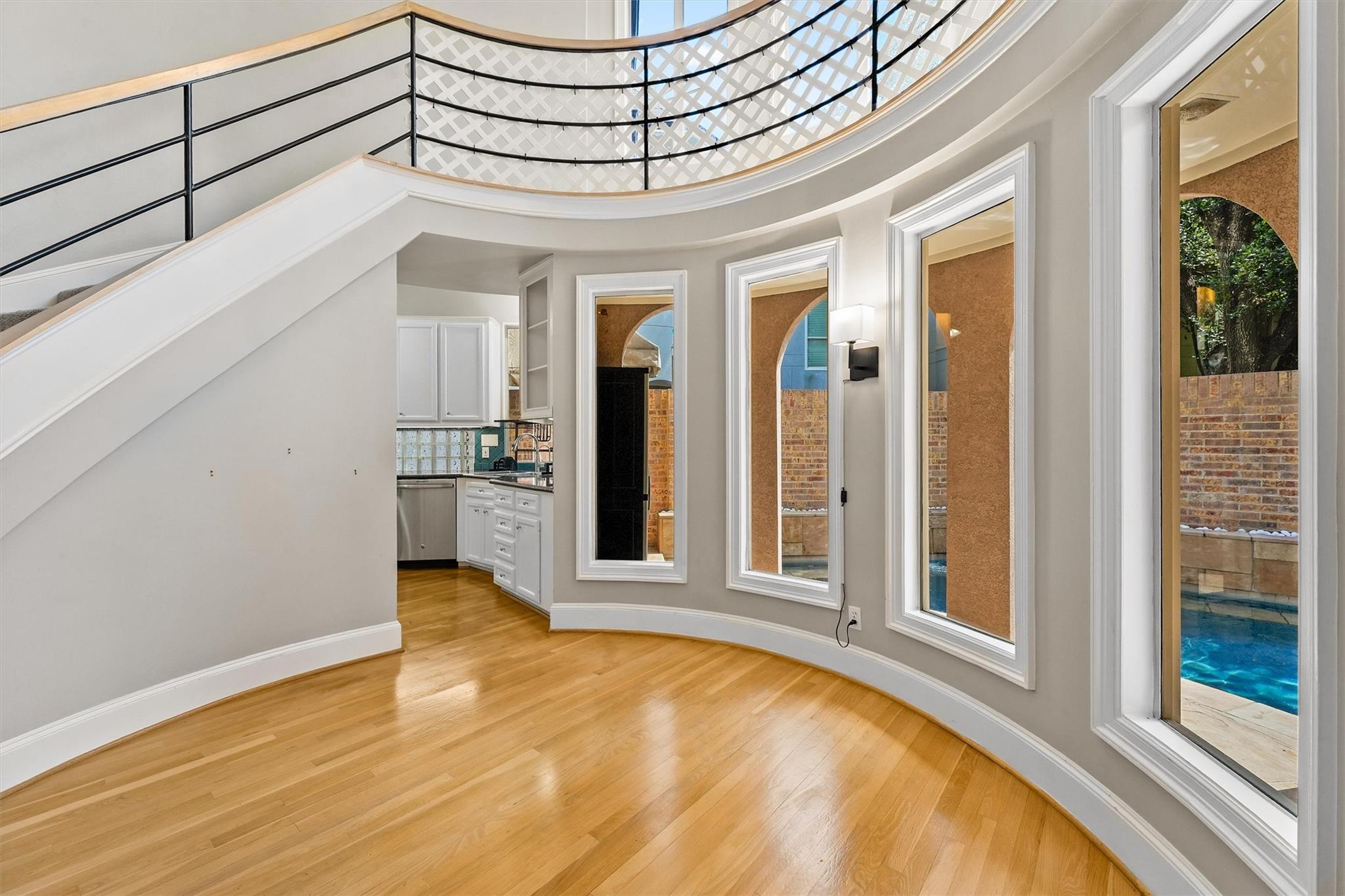 3106 Sackett Street