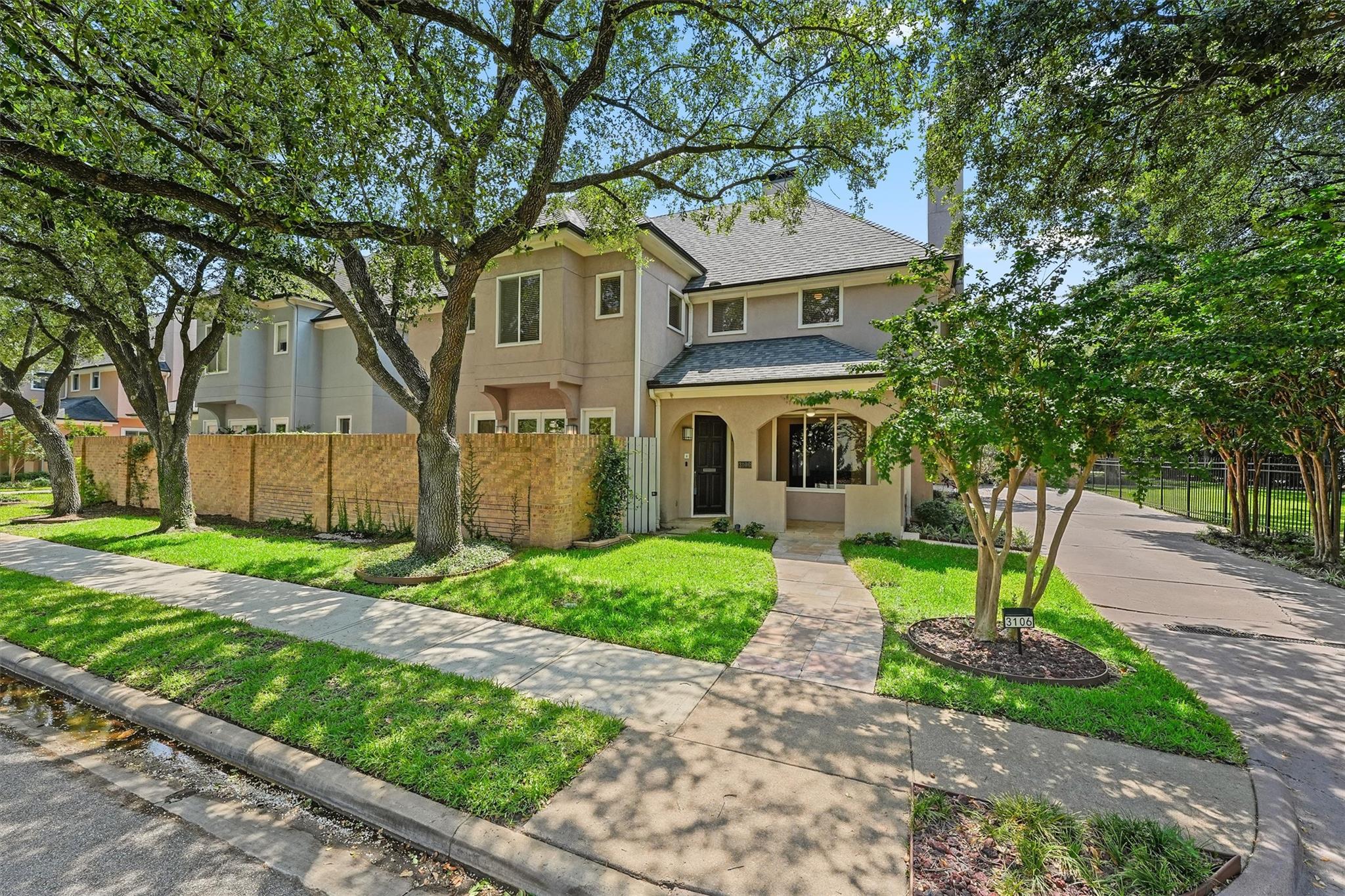 3106 Sackett Street