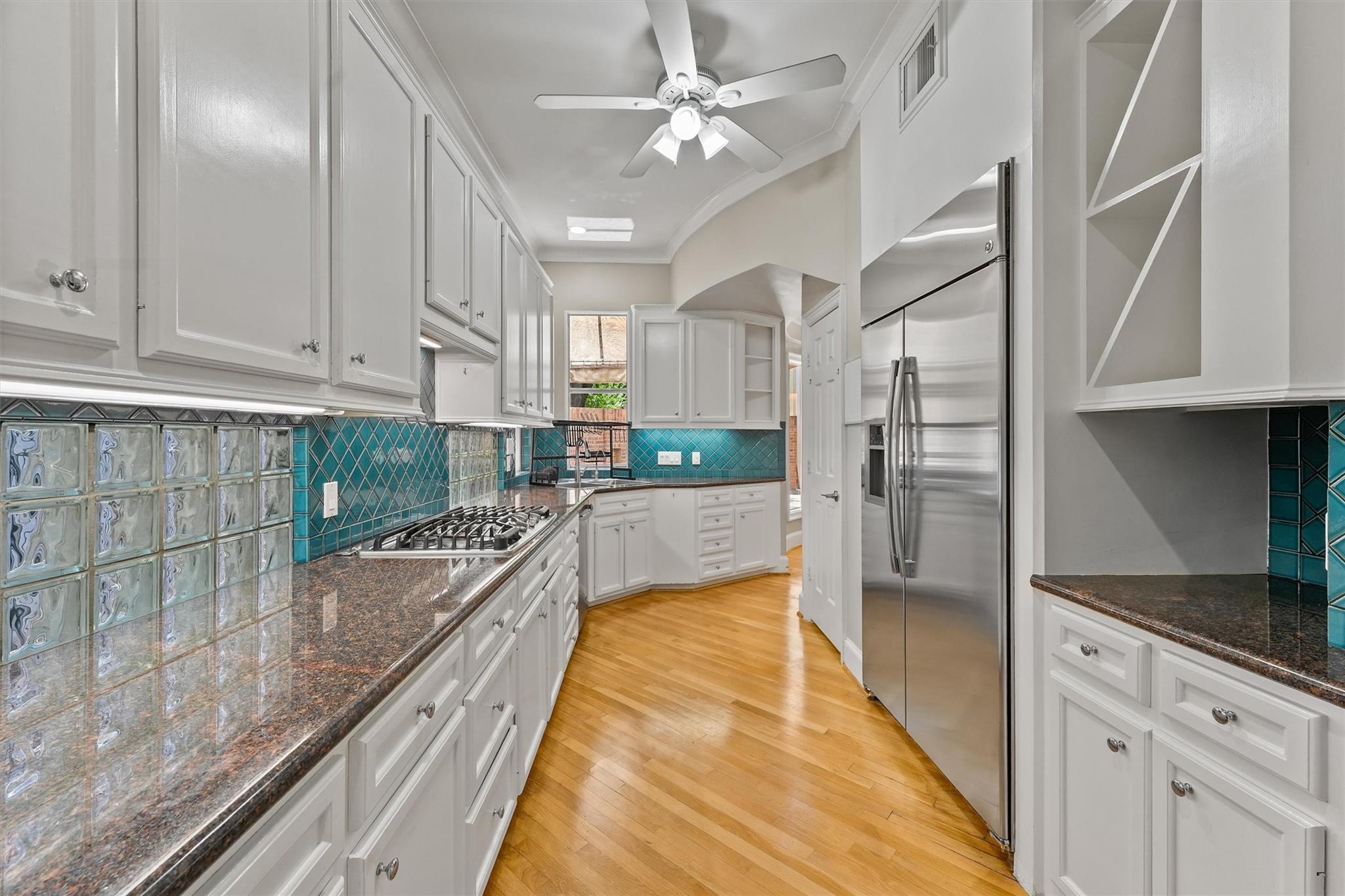 3106 Sackett Street