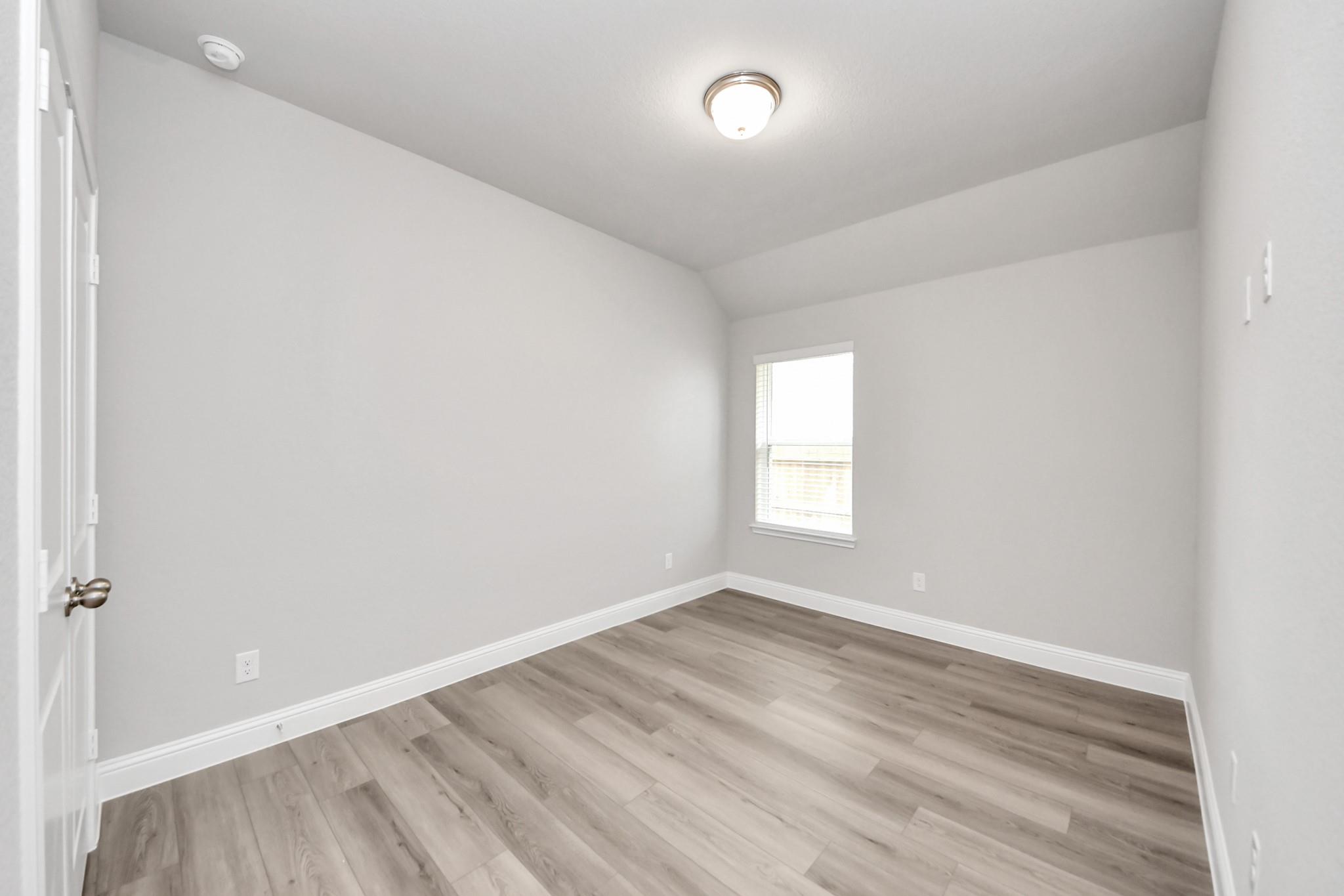1609 Willow Oak Way