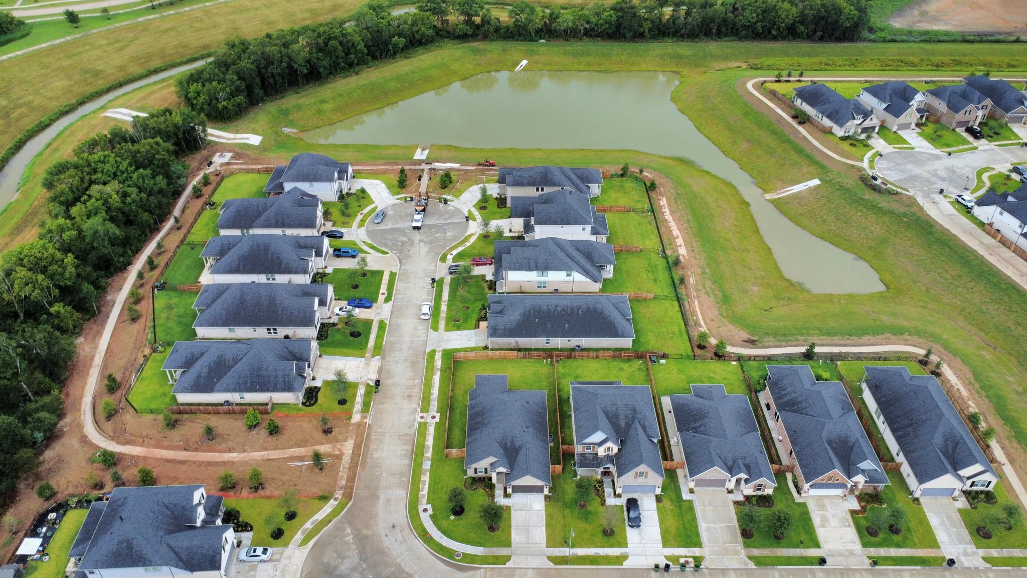1609 Willow Oak Way