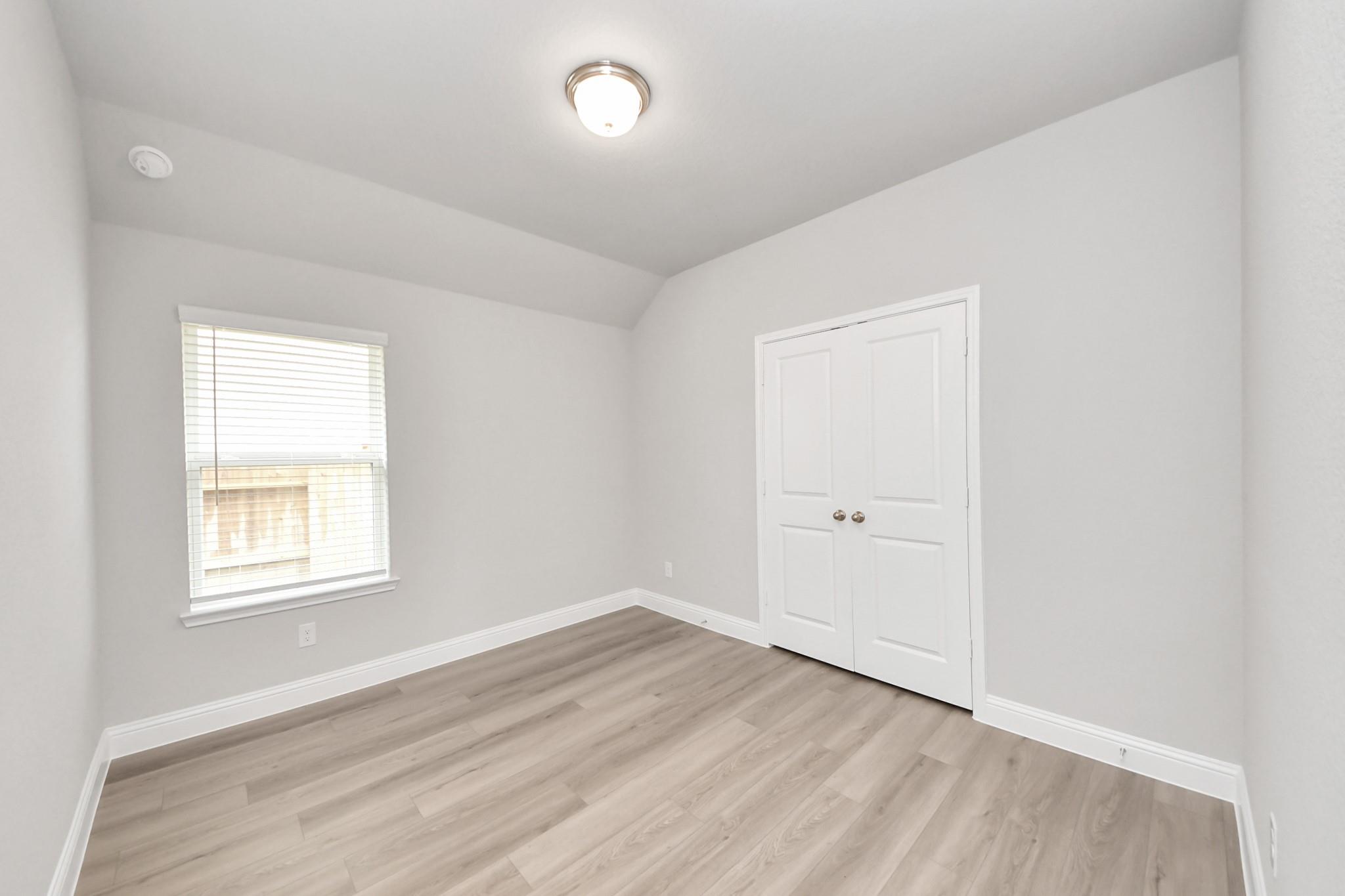 1609 Willow Oak Way