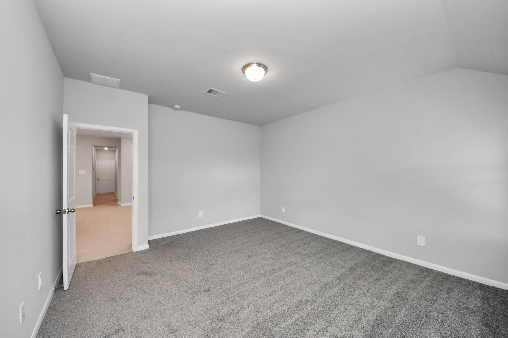 19580 Stripe Hill Bend