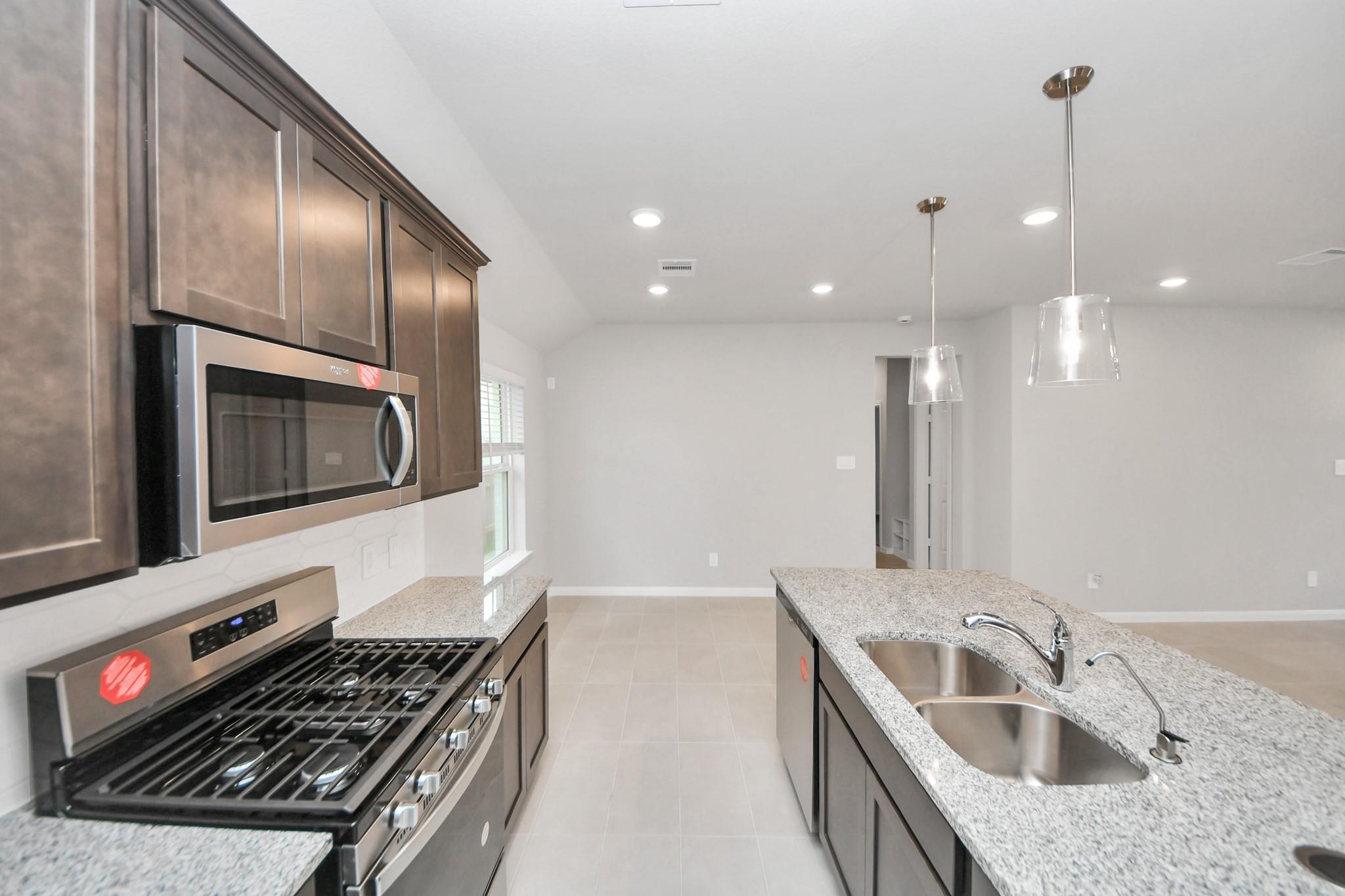 19580 Stripe Hill Bend