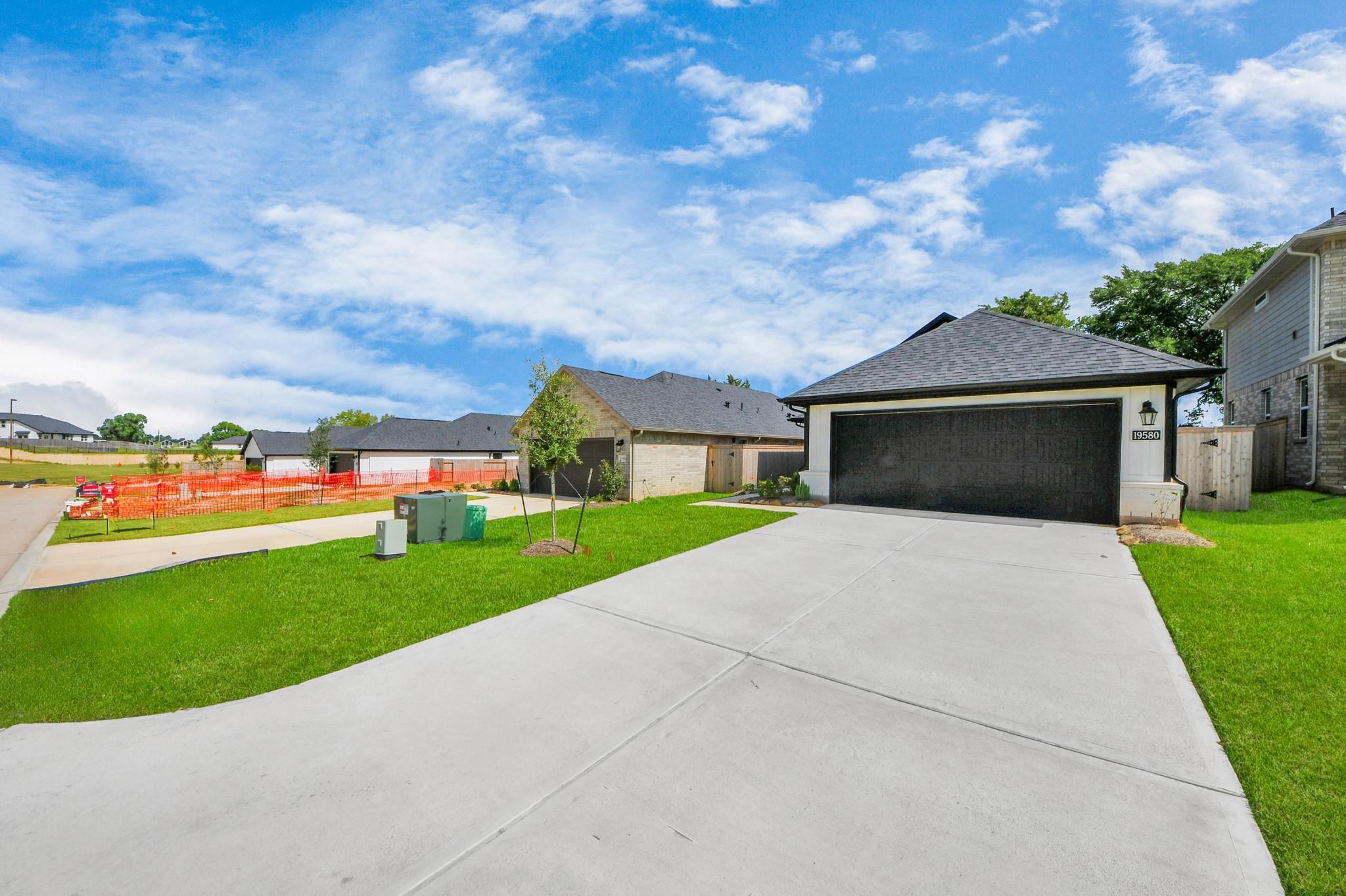 19580 Stripe Hill Bend