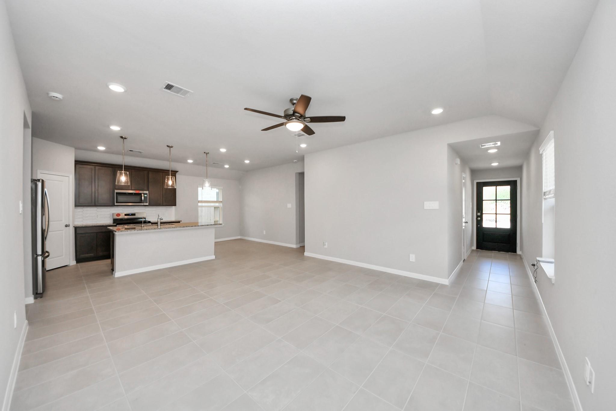 19580 Stripe Hill Bend