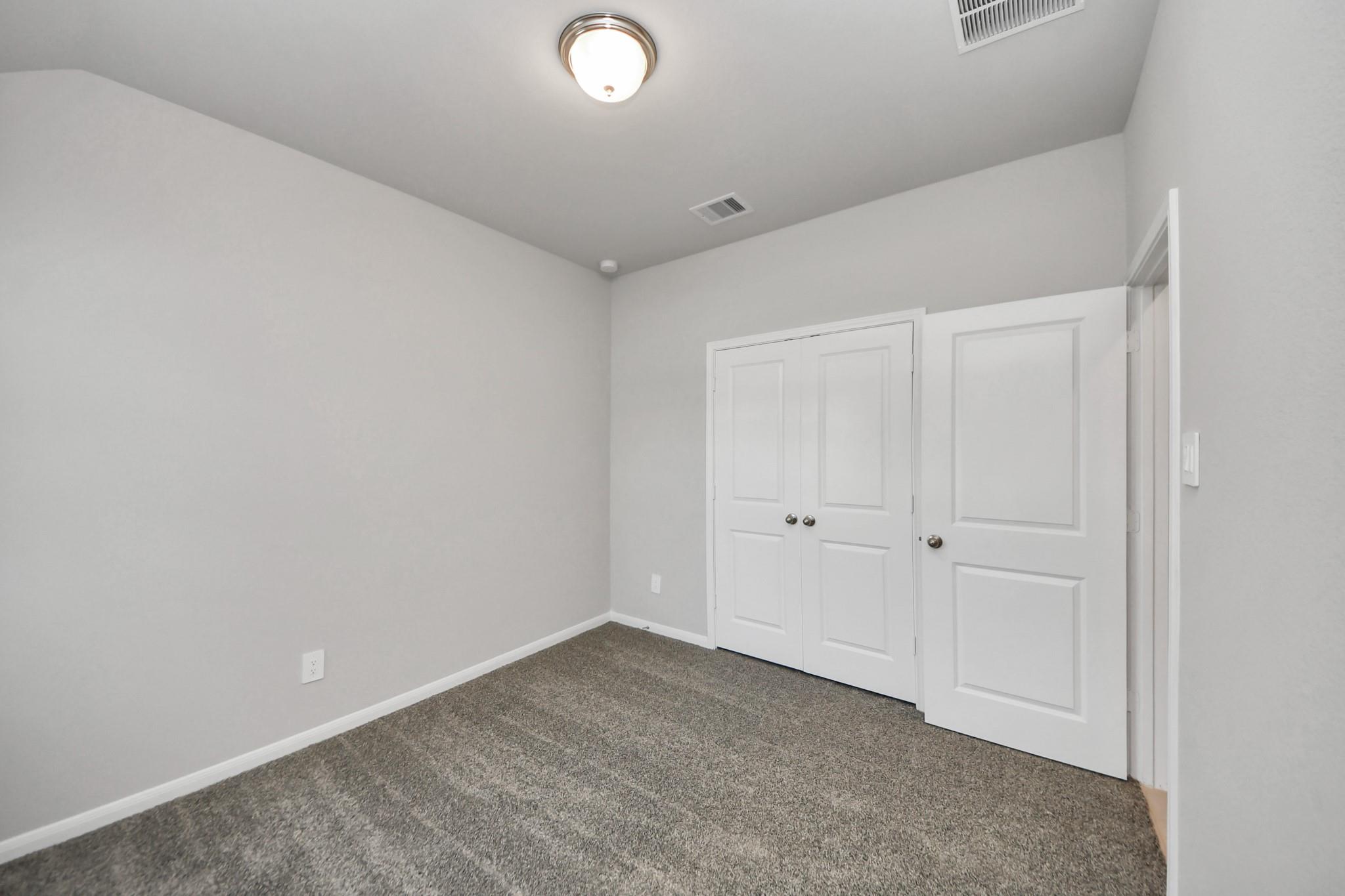 19580 Stripe Hill Bend