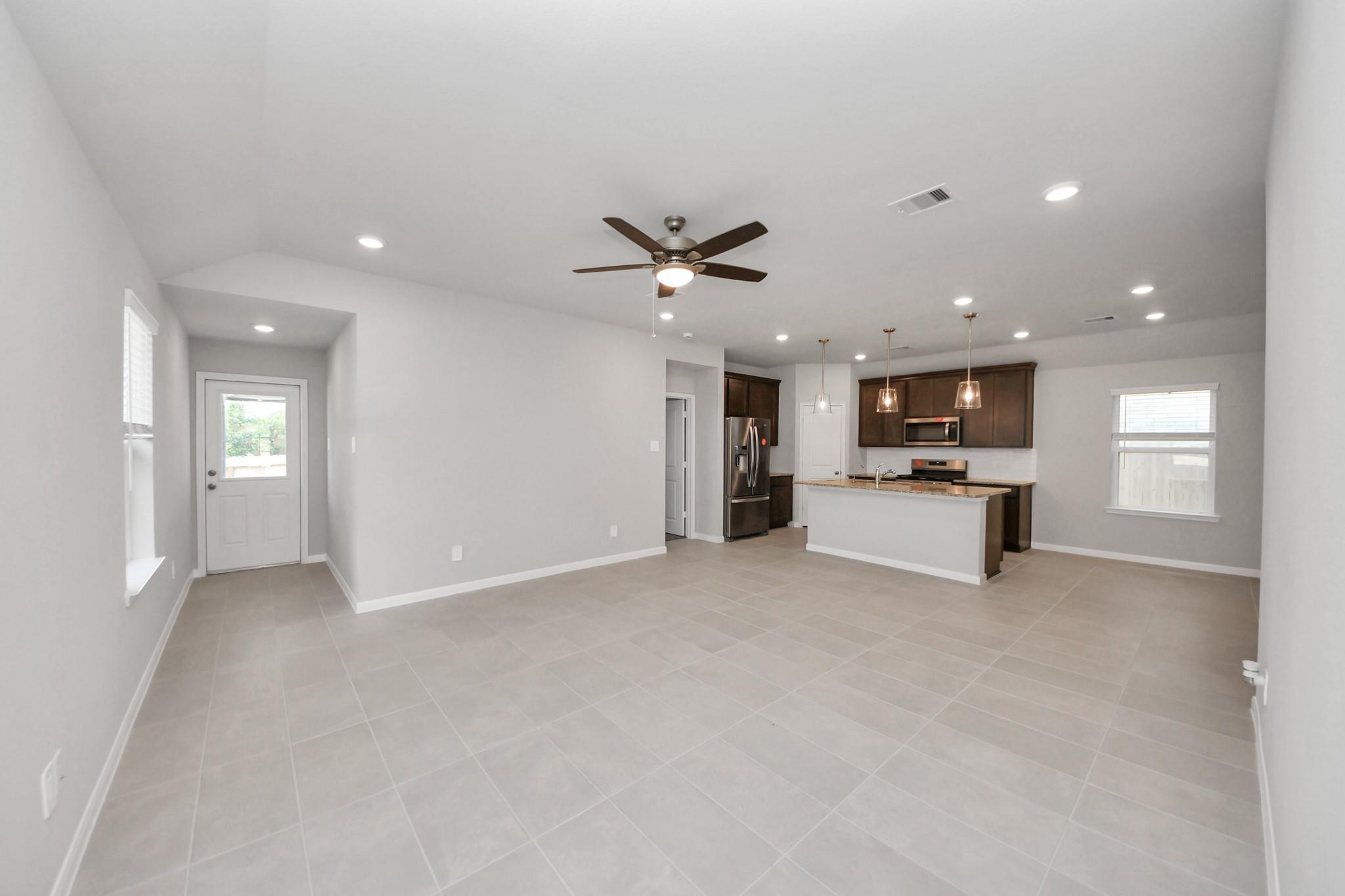 19580 Stripe Hill Bend