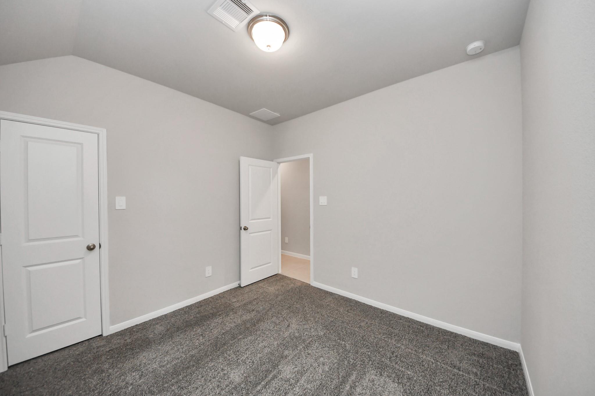 19580 Stripe Hill Bend