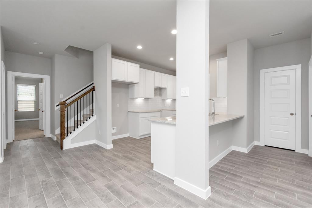 11107 Snapdragon Field Drive