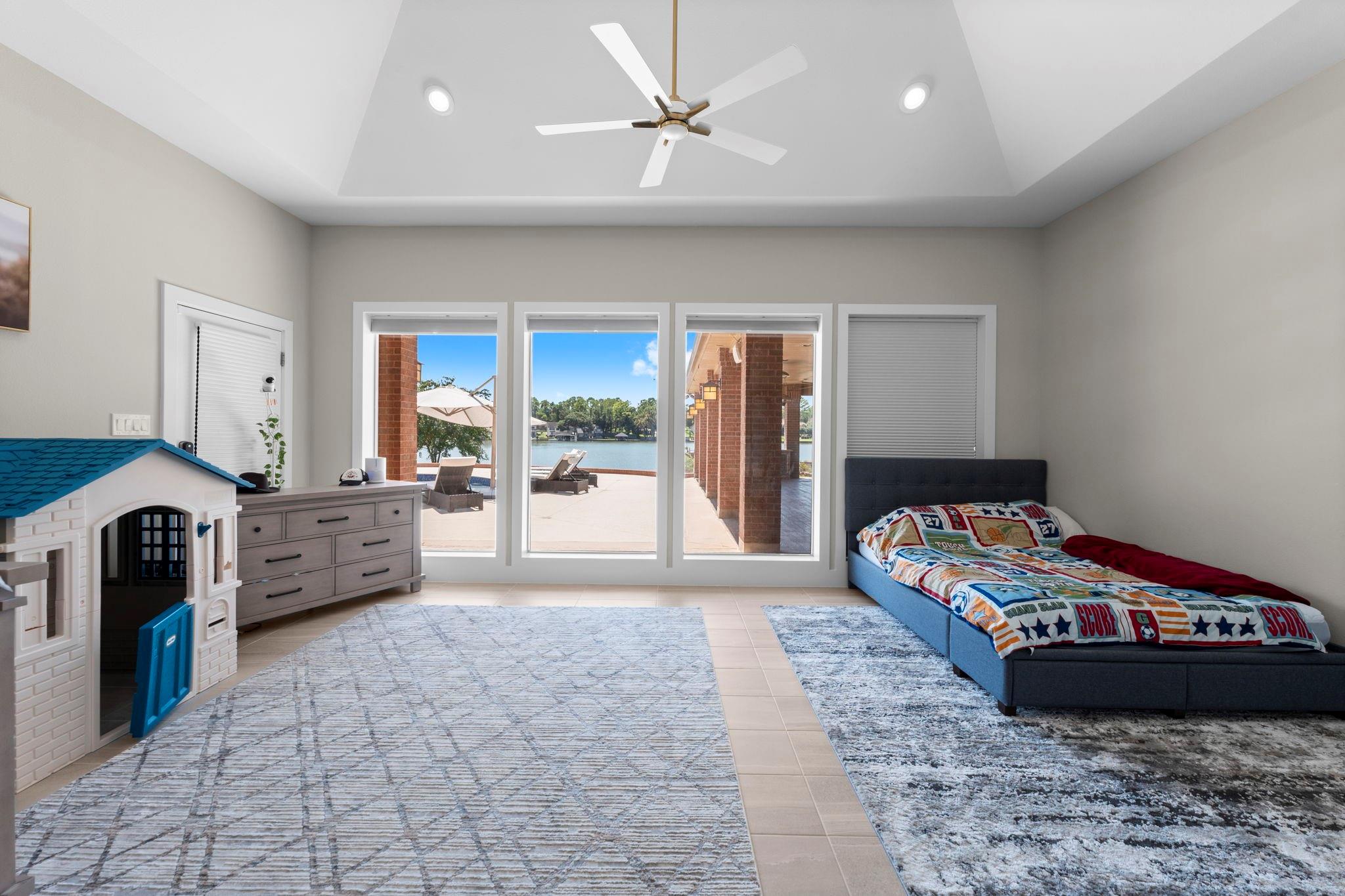 40 La Jolla Circle