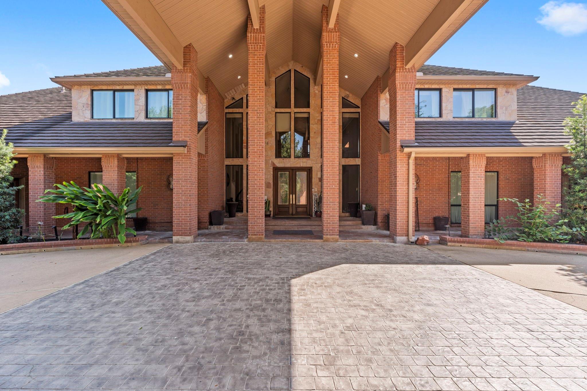 40 La Jolla Circle