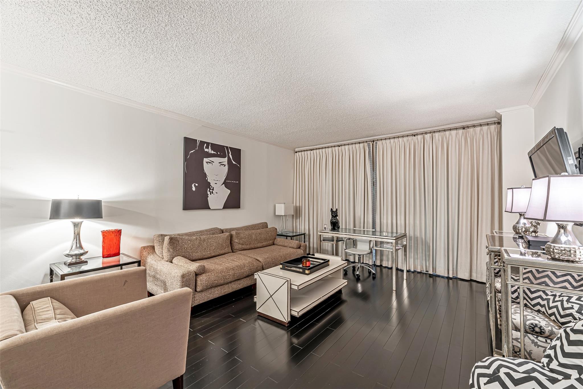 661 Bering Drive # 404
