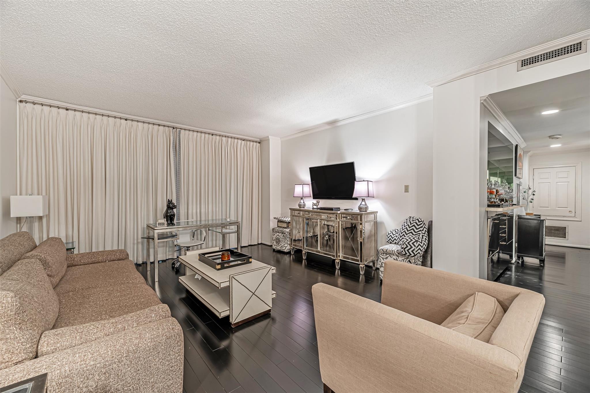 661 Bering Drive # 404