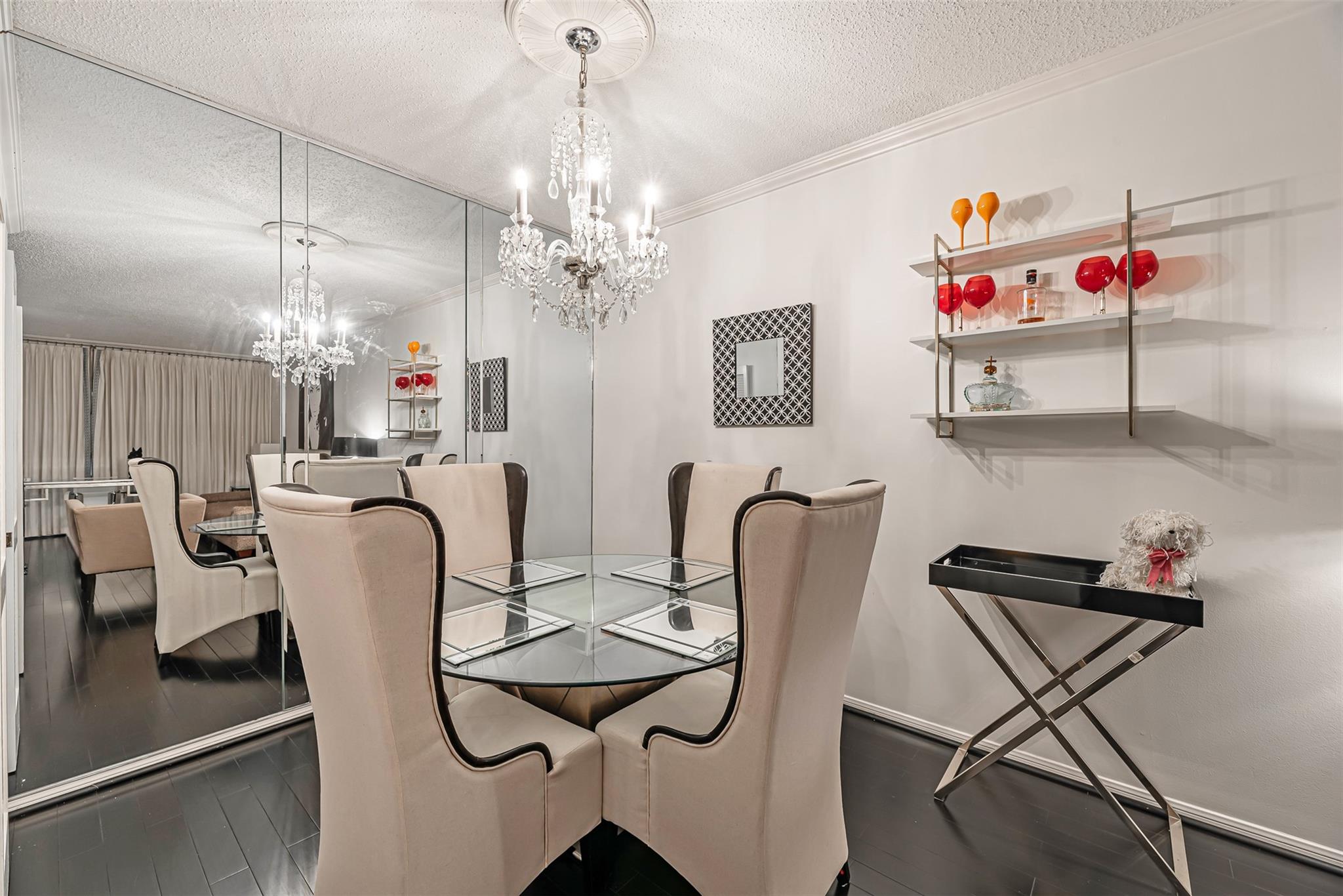 661 Bering Drive # 404