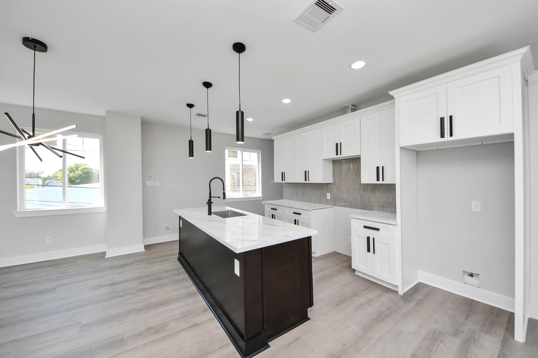 216 San Jacinto Street