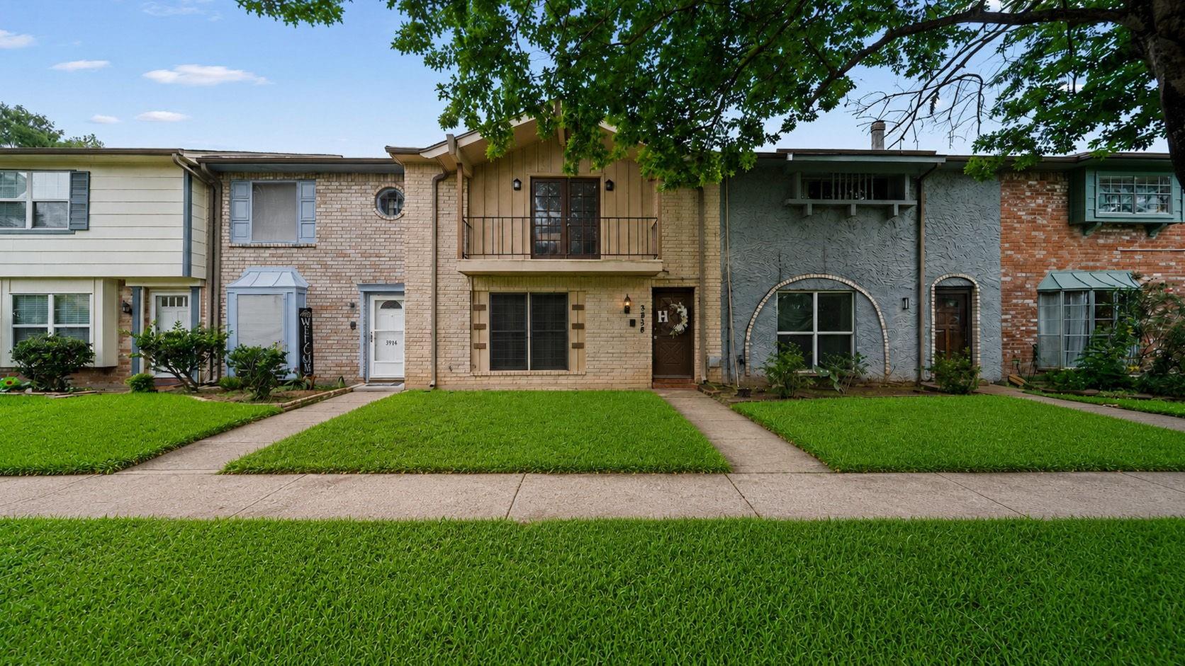 3936 Laura Leigh Drive