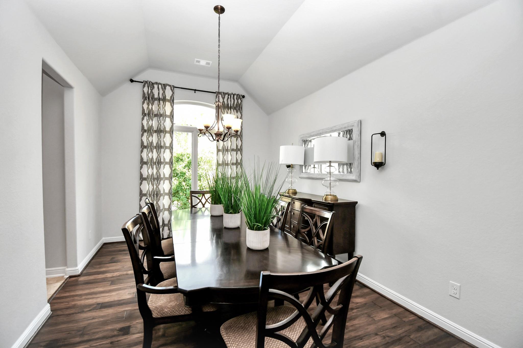 2031 Bradbury Forest Drive