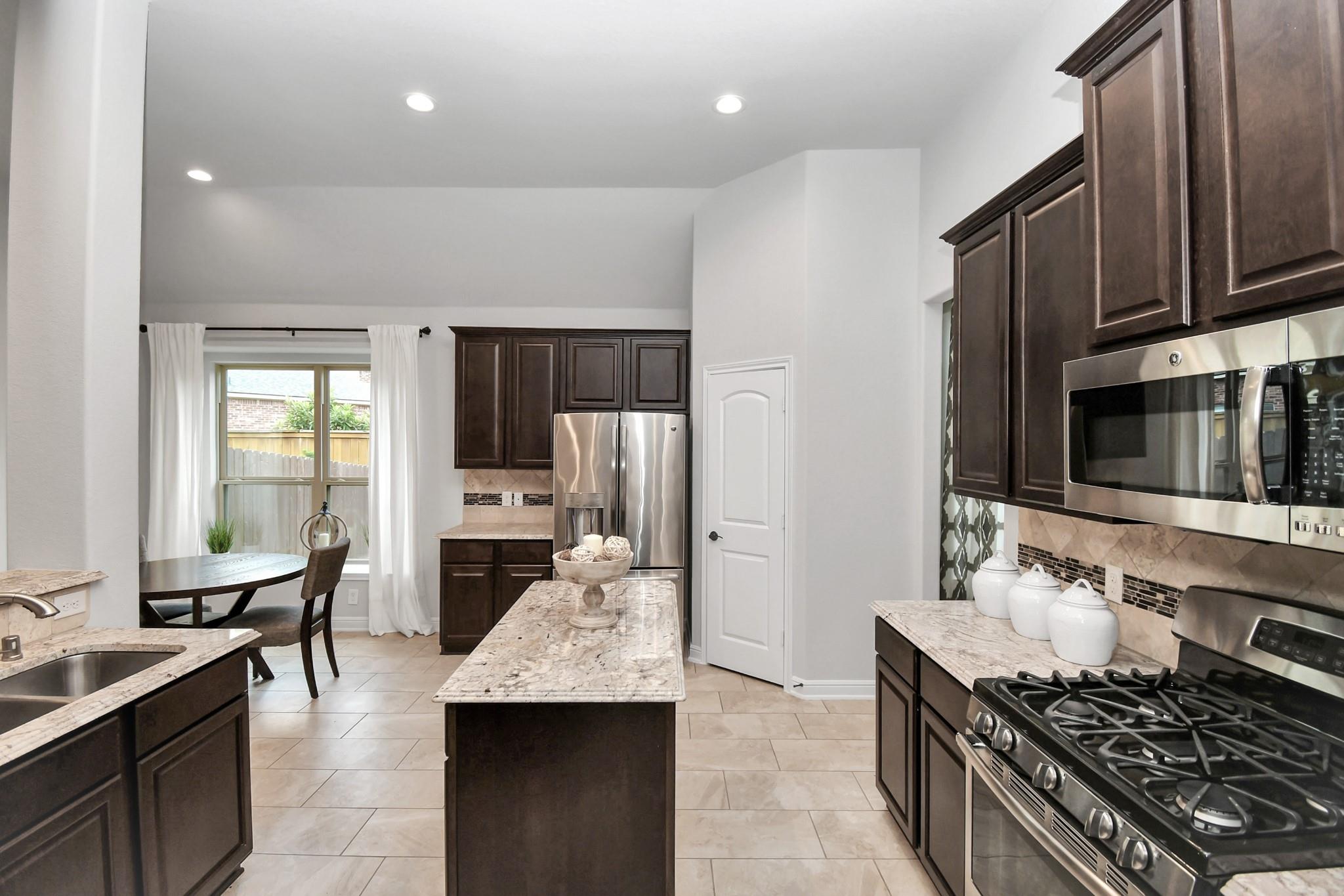 2031 Bradbury Forest Drive